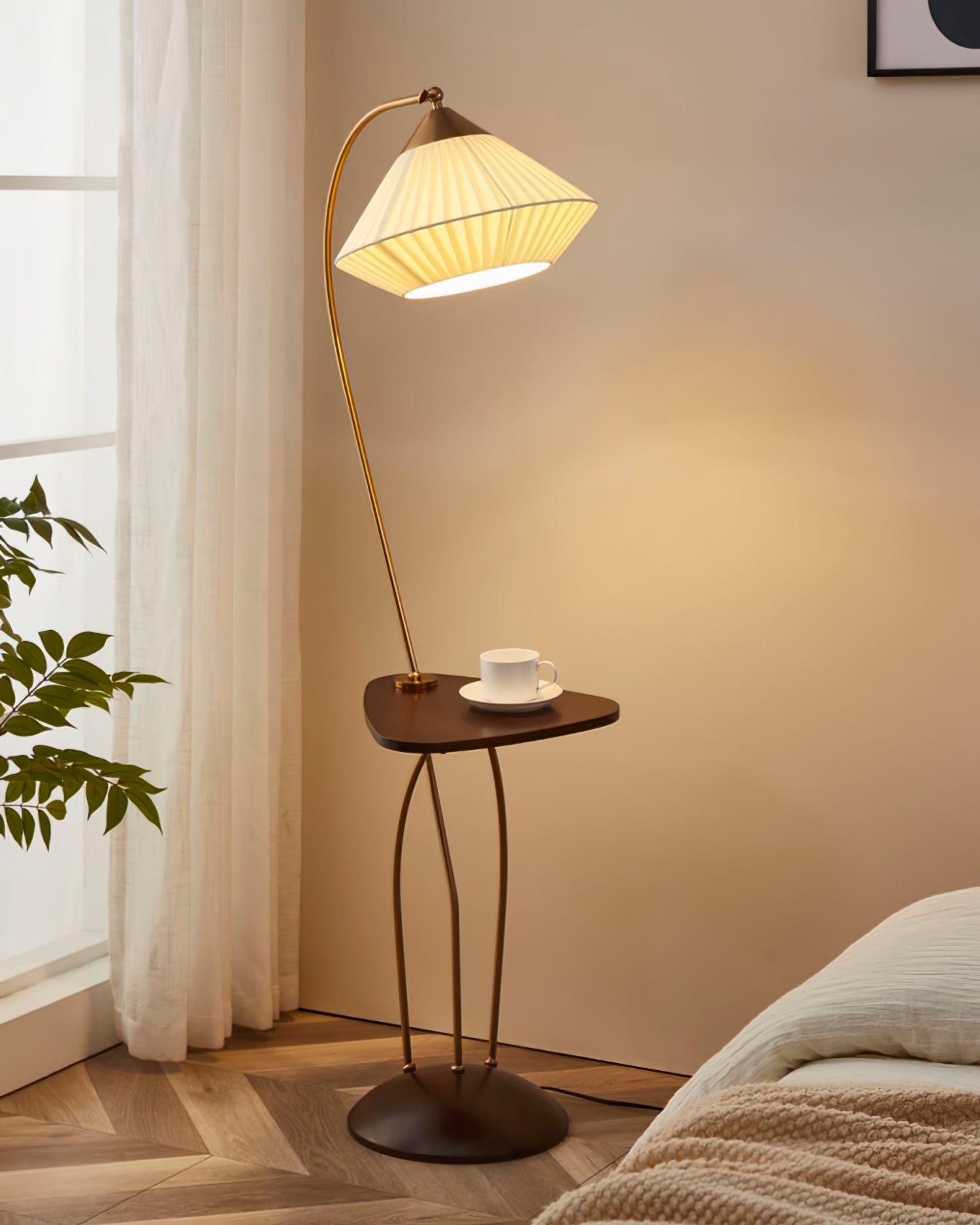 RAVENHURST TAPERED SHADE FLOOR LIGHT