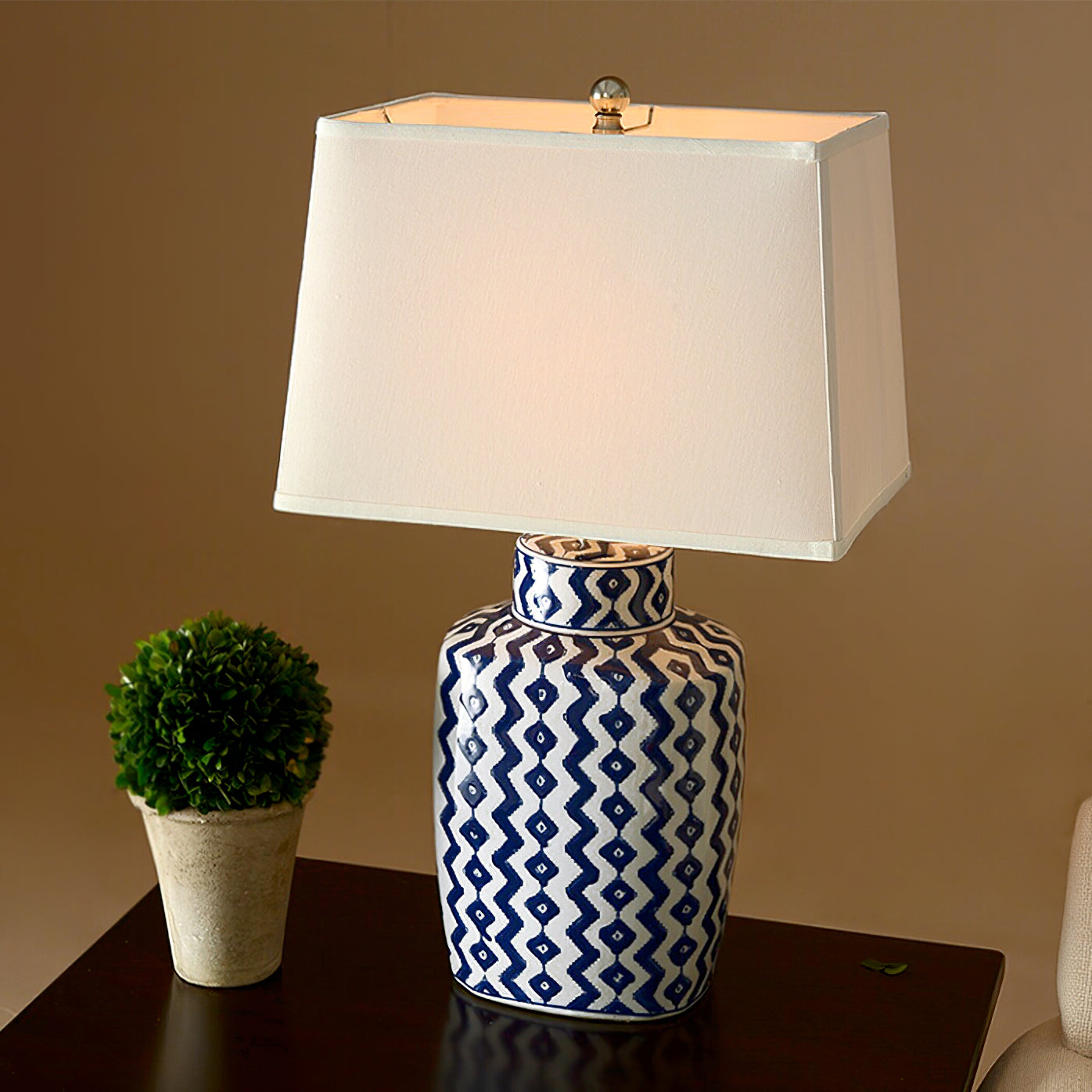 WINTHROP CRYSTAL GLOBE TABLE LIGHT