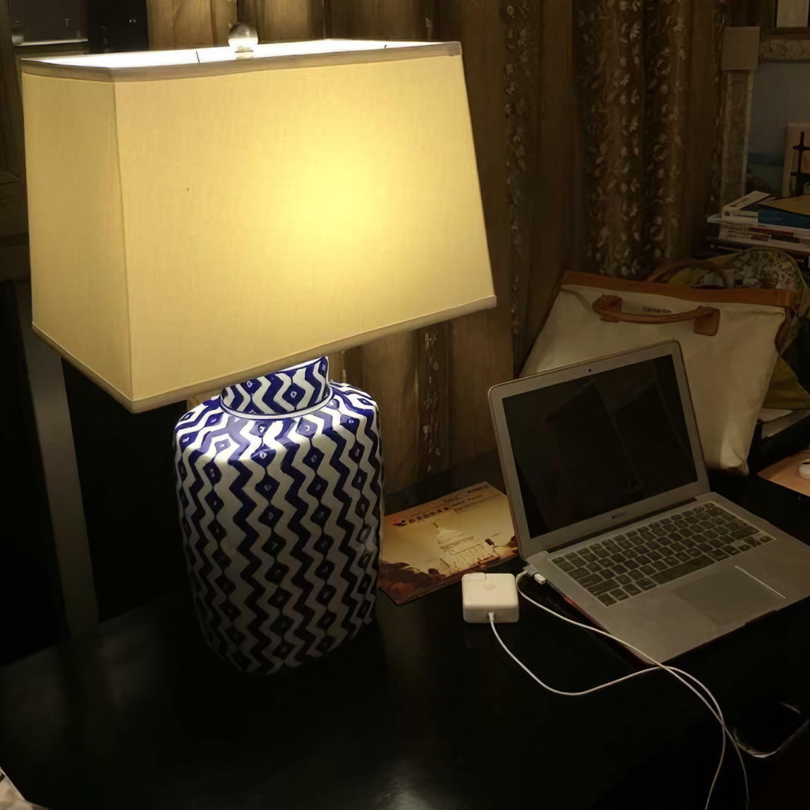 WINTHROP CRYSTAL GLOBE TABLE LIGHT