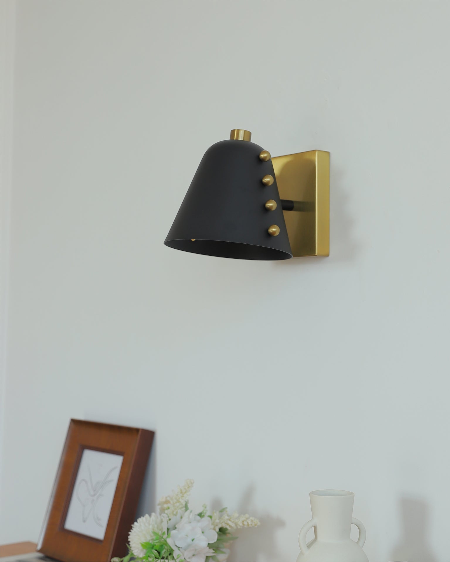 CHARLESTON HANDCRAFTED WALL SCONCE