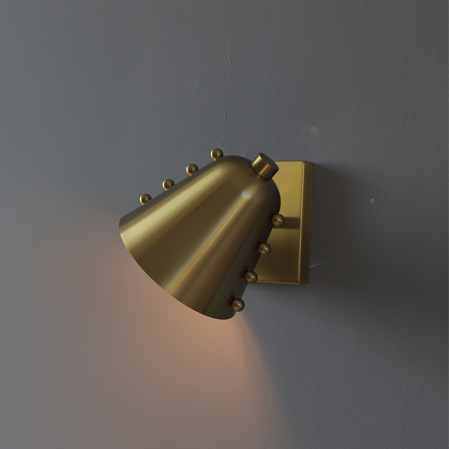 CHARLESTON HANDCRAFTED WALL SCONCE