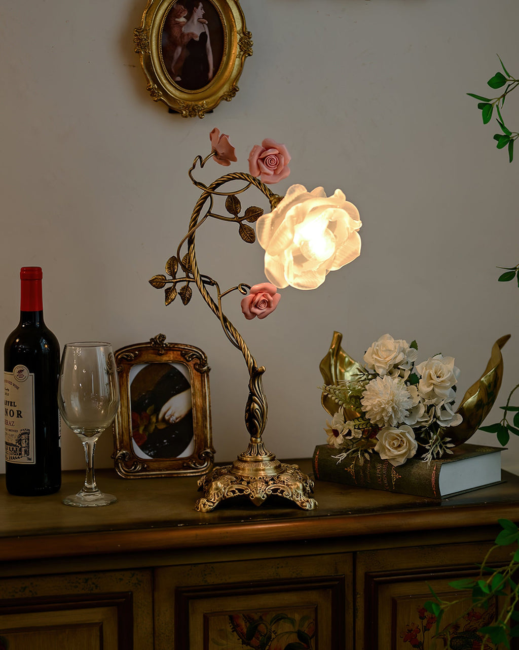WINTHROP HARBOR GLOW TABLE LANTERN
