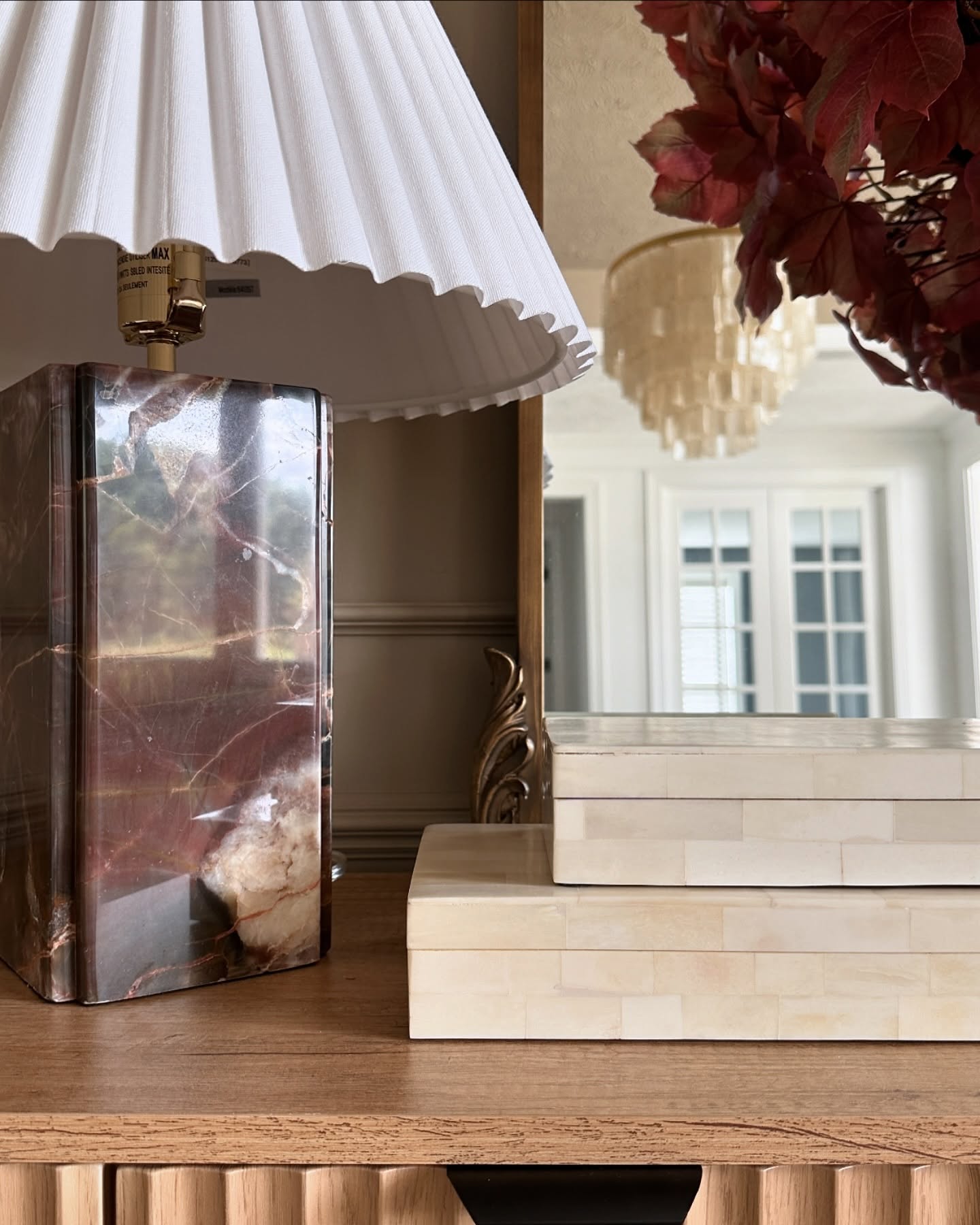VERITY IVORY MARBLE ILLUMINATOR
