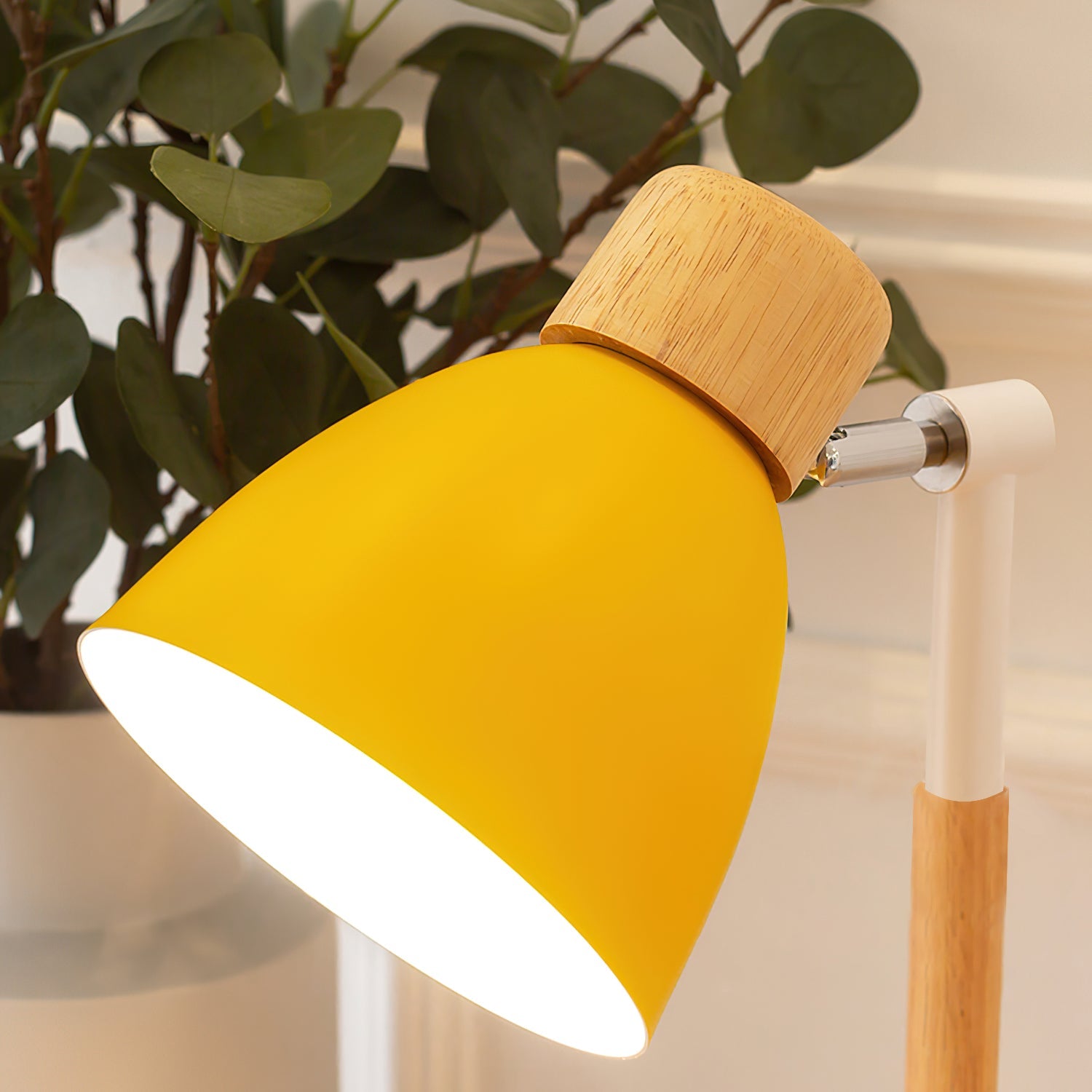 FENWICK MISTY HAZE TABLE LAMP