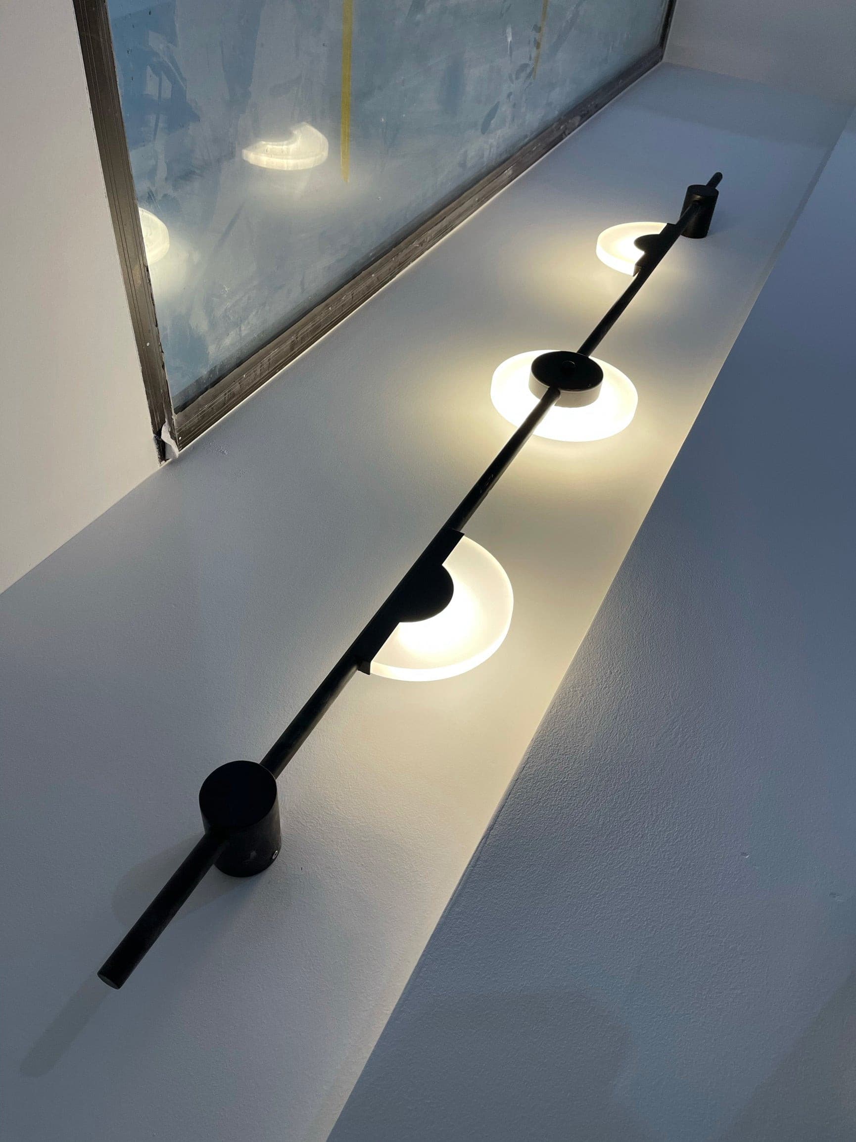 RAVENHALL SLIM ALABASTER ILLUMINATOR
