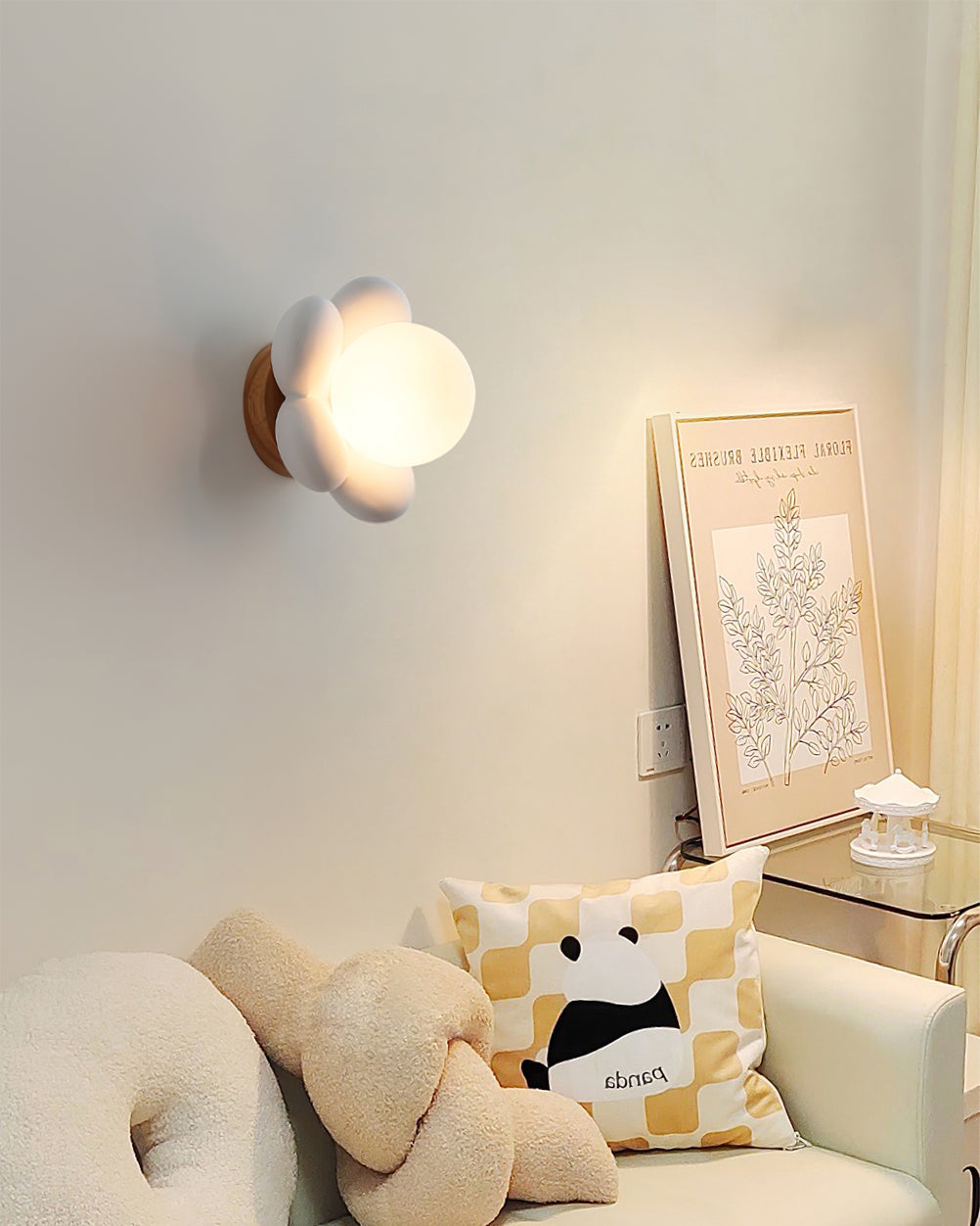 FLORENCE PETAL ILLUMINATION SCONCE