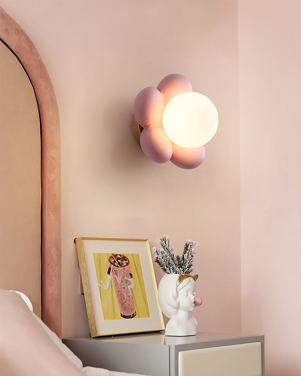 FLORENCE PETAL ILLUMINATION SCONCE