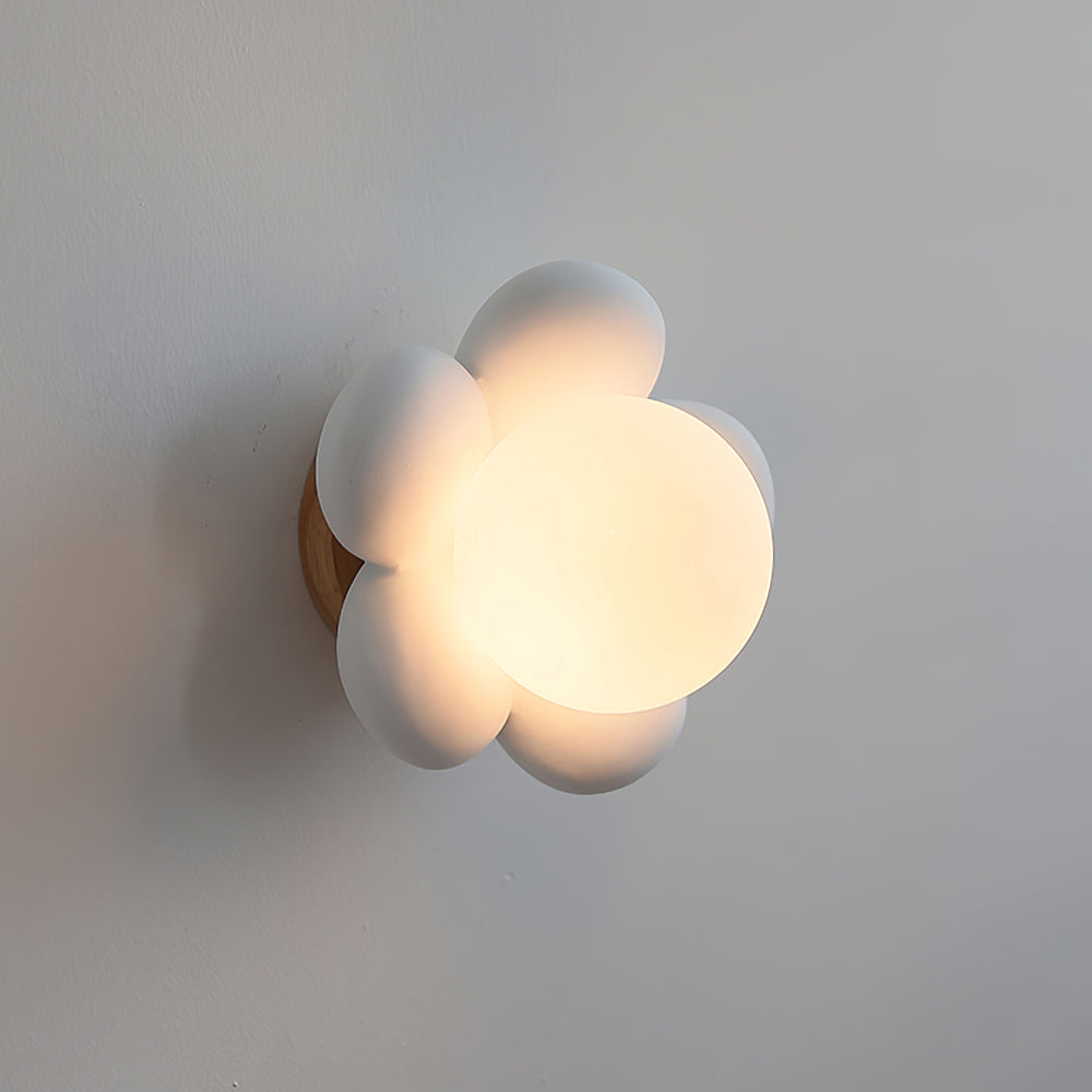 FLORENCE PETAL ILLUMINATION SCONCE