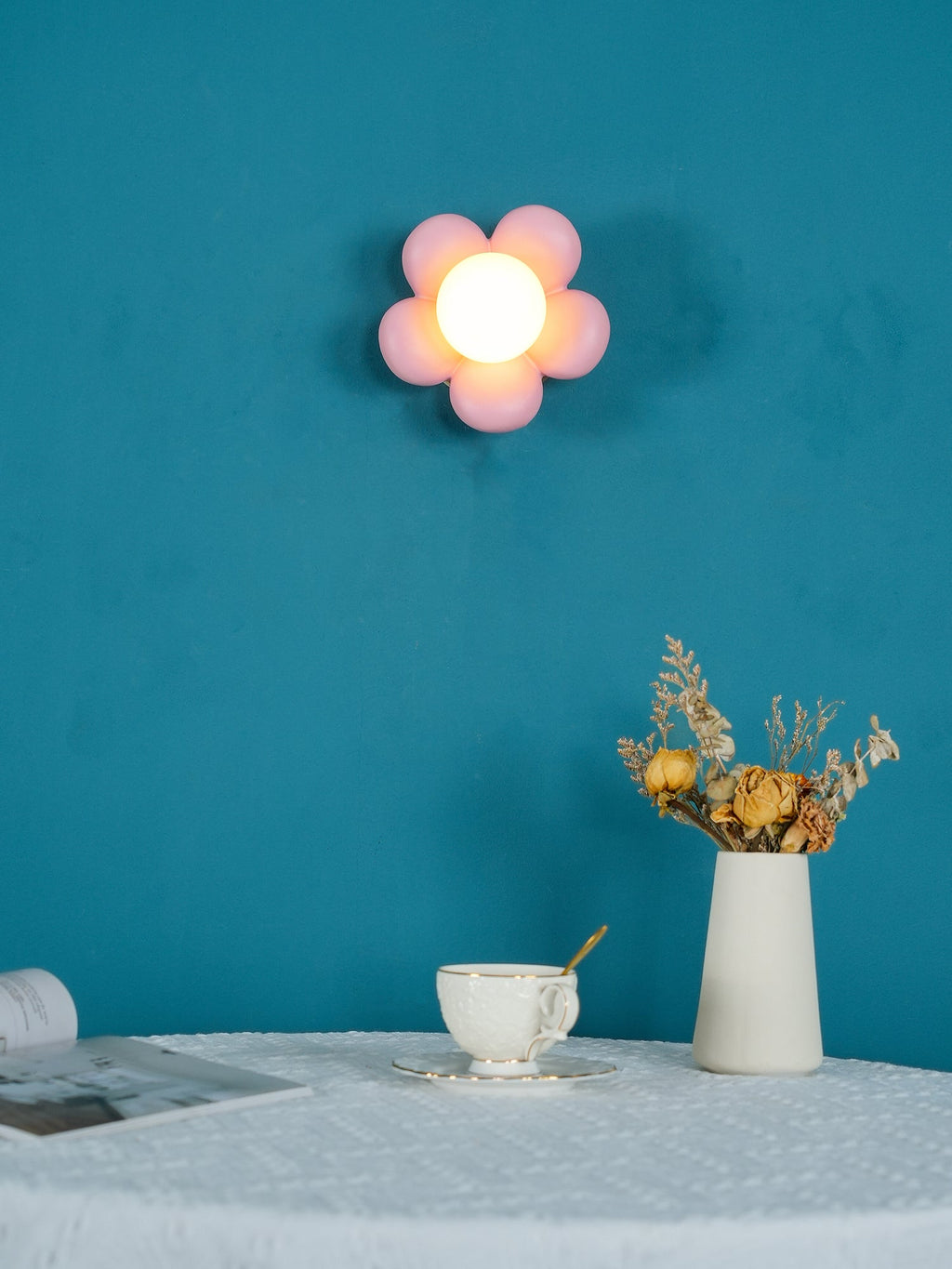 FLORENCE PETAL ILLUMINATION SCONCE
