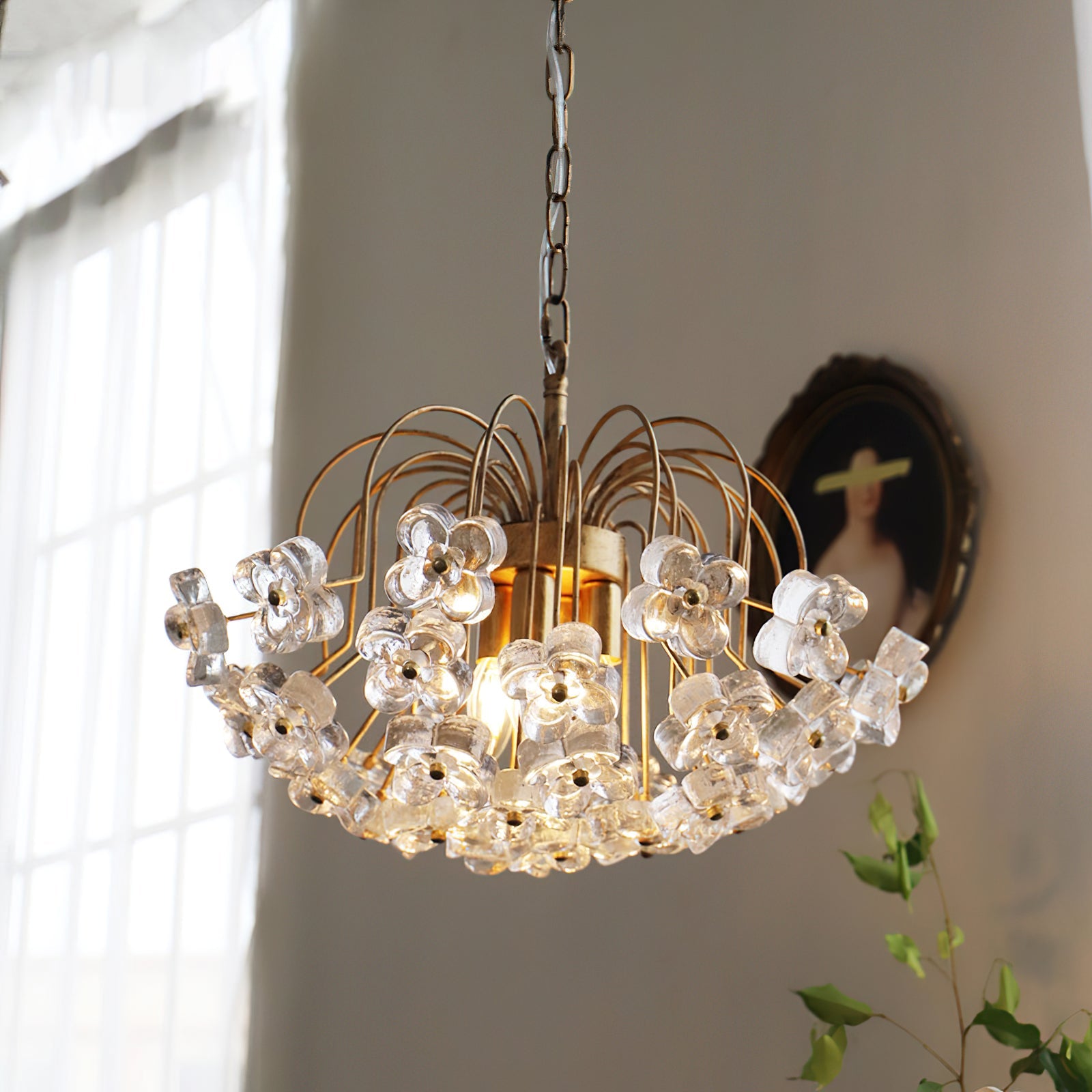 VIOLETTE FLORAL INSPIRATION HANGING LANTERN