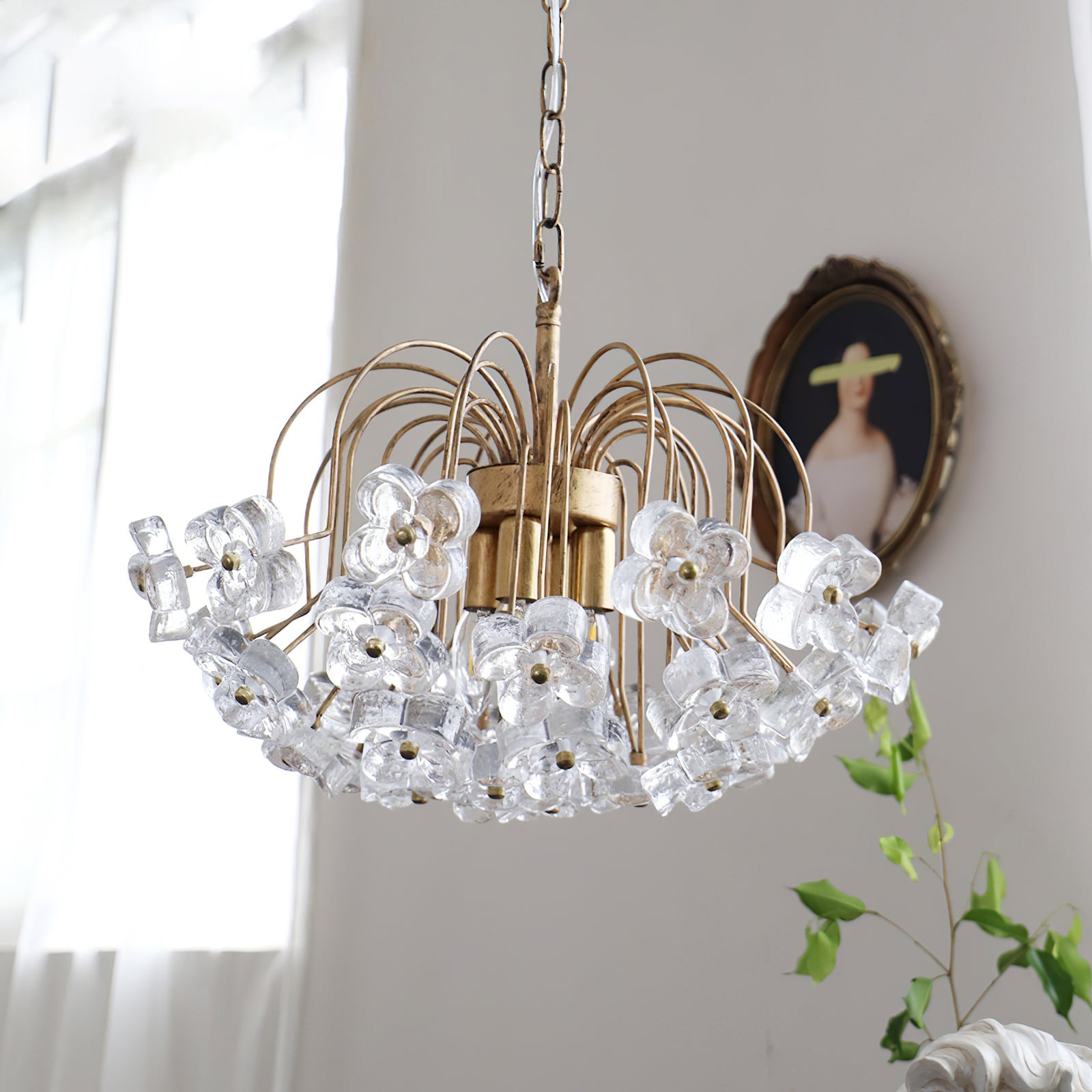 VIOLETTE FLORAL INSPIRATION HANGING LANTERN