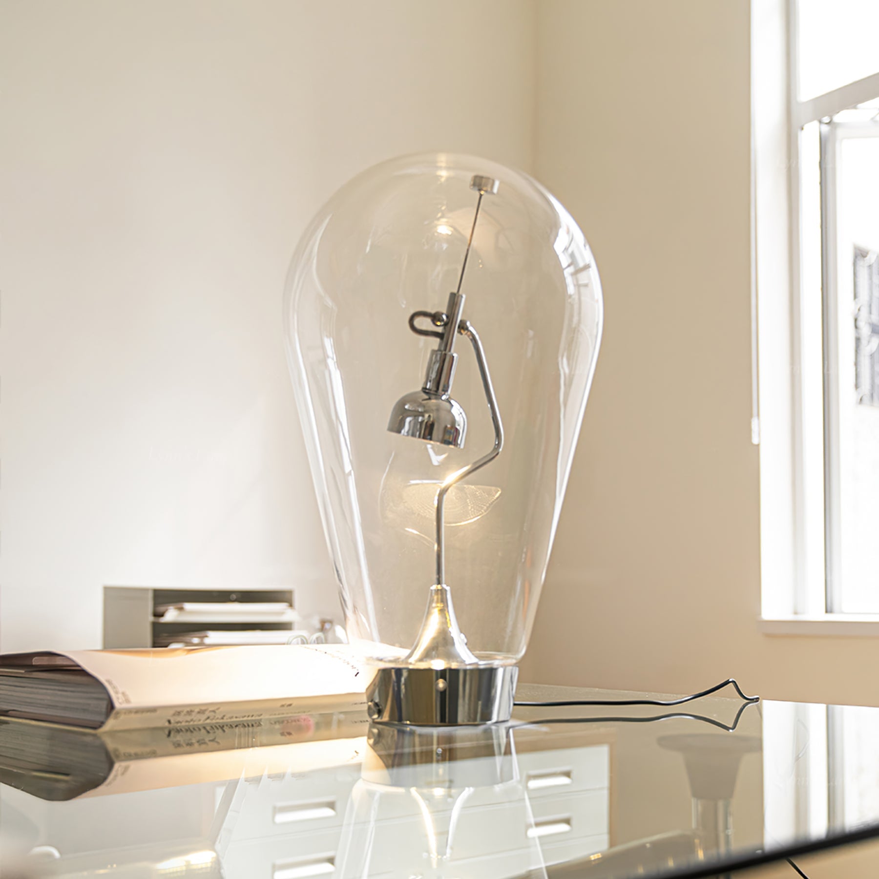 WHITBY GUSTO ORB TABLE LAMP