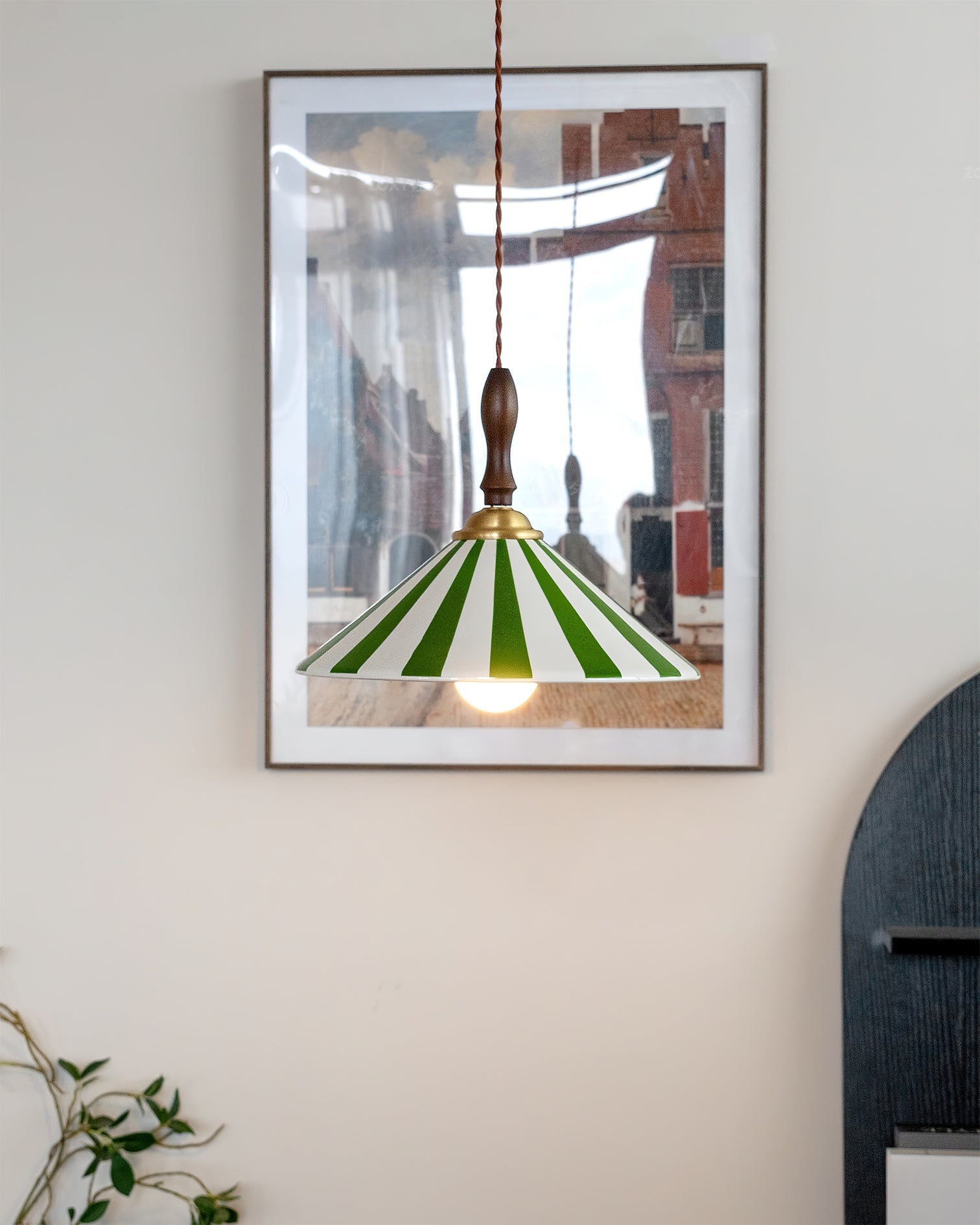 RAVENWOOD TIMBER HANGING LANTERN