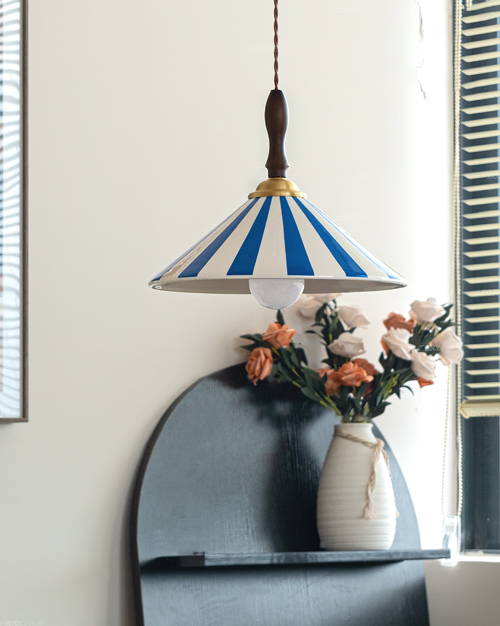 RAVENWOOD TIMBER HANGING LANTERN