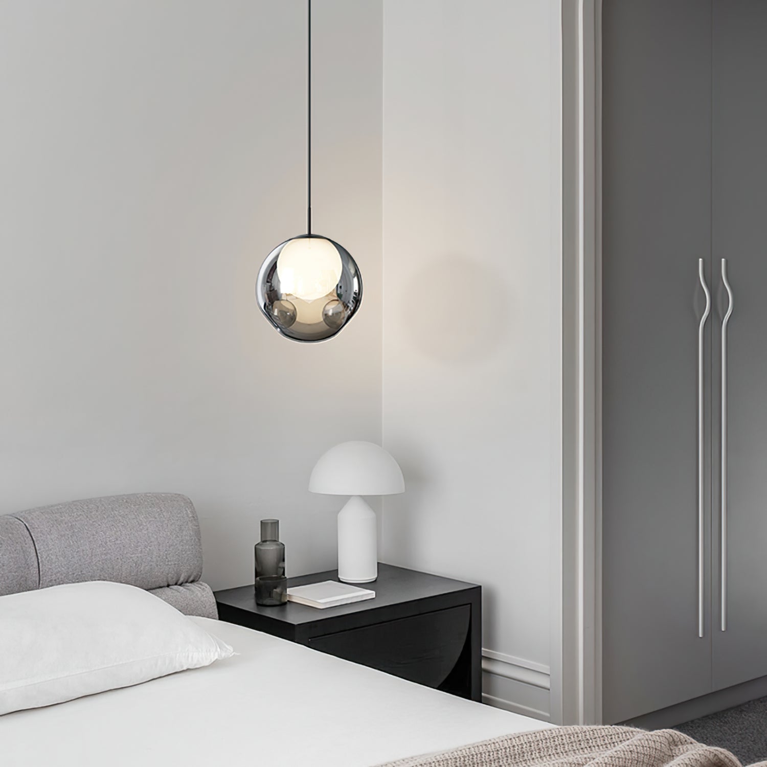 RAVENHURST CRESCENT HANGING LANTERN