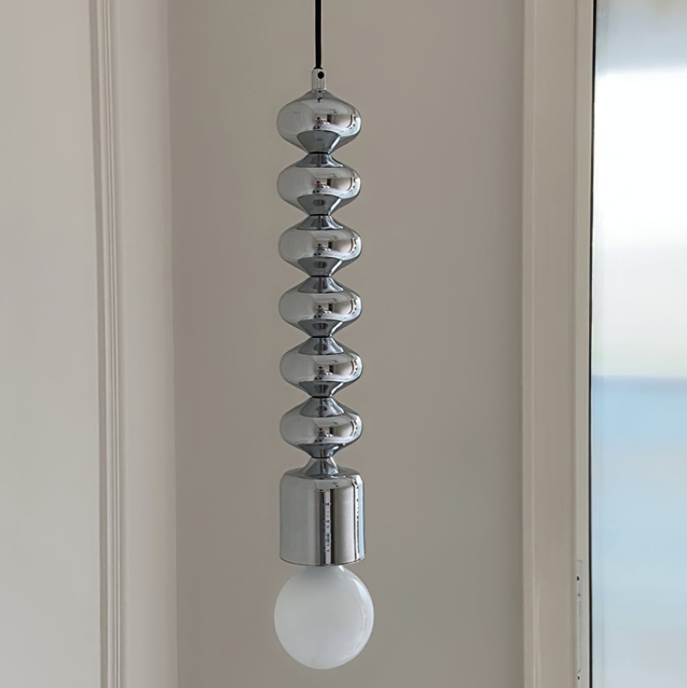 WINDSOR ORB HANGING ILLUMINATOR