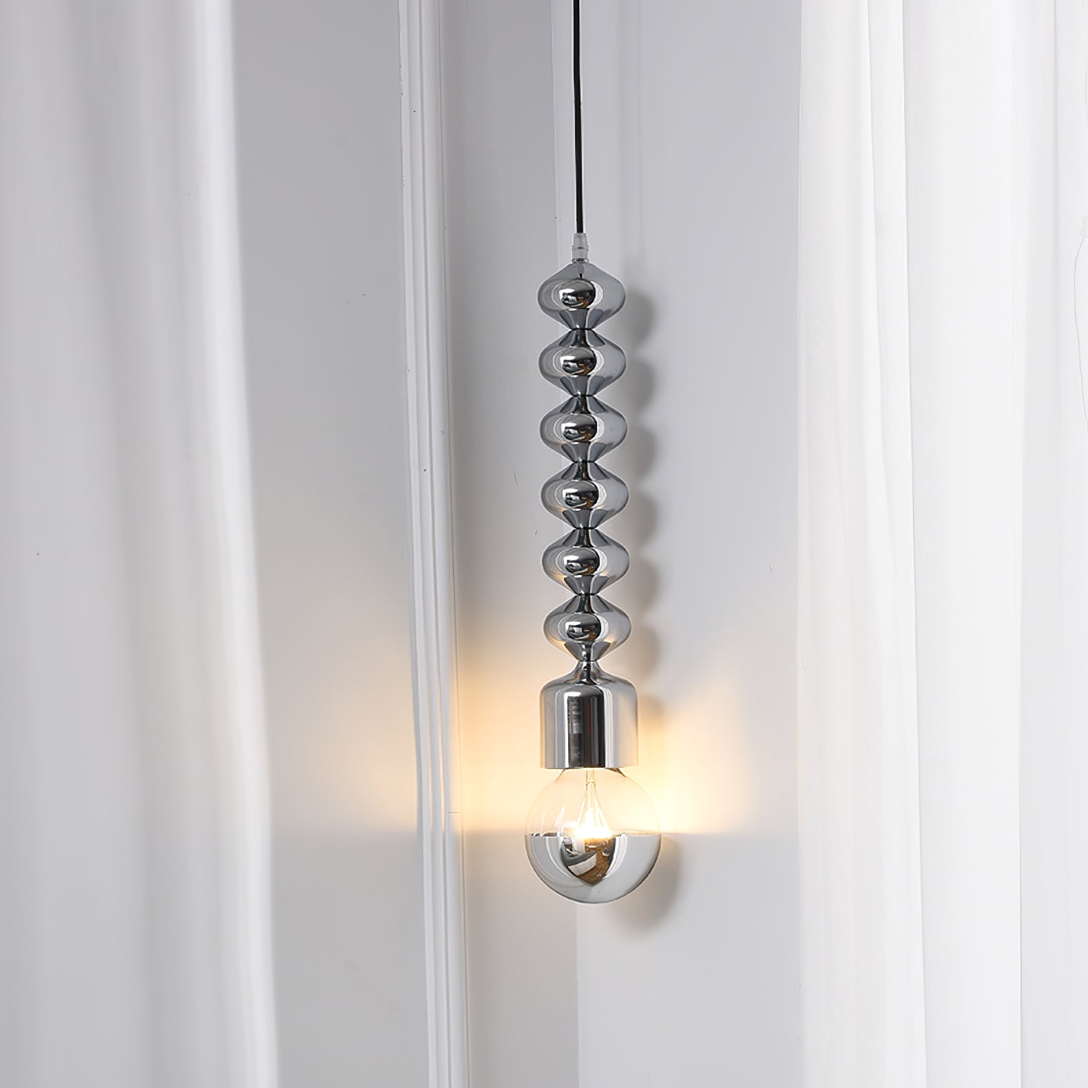 WINDSOR ORB HANGING ILLUMINATOR