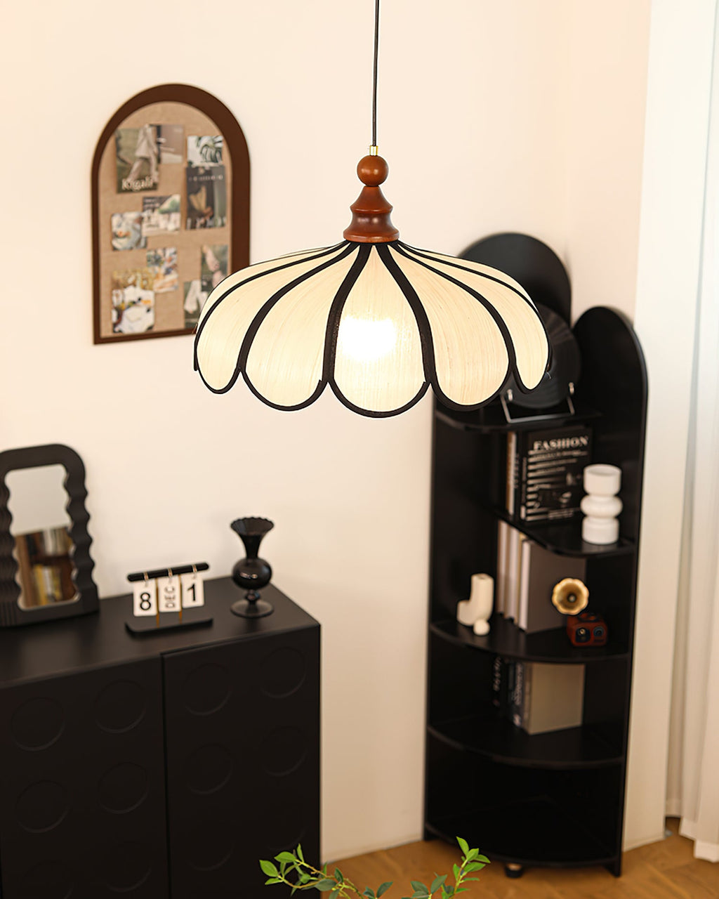 FENWICK IVY INSPIRATION HANGING LANTERN