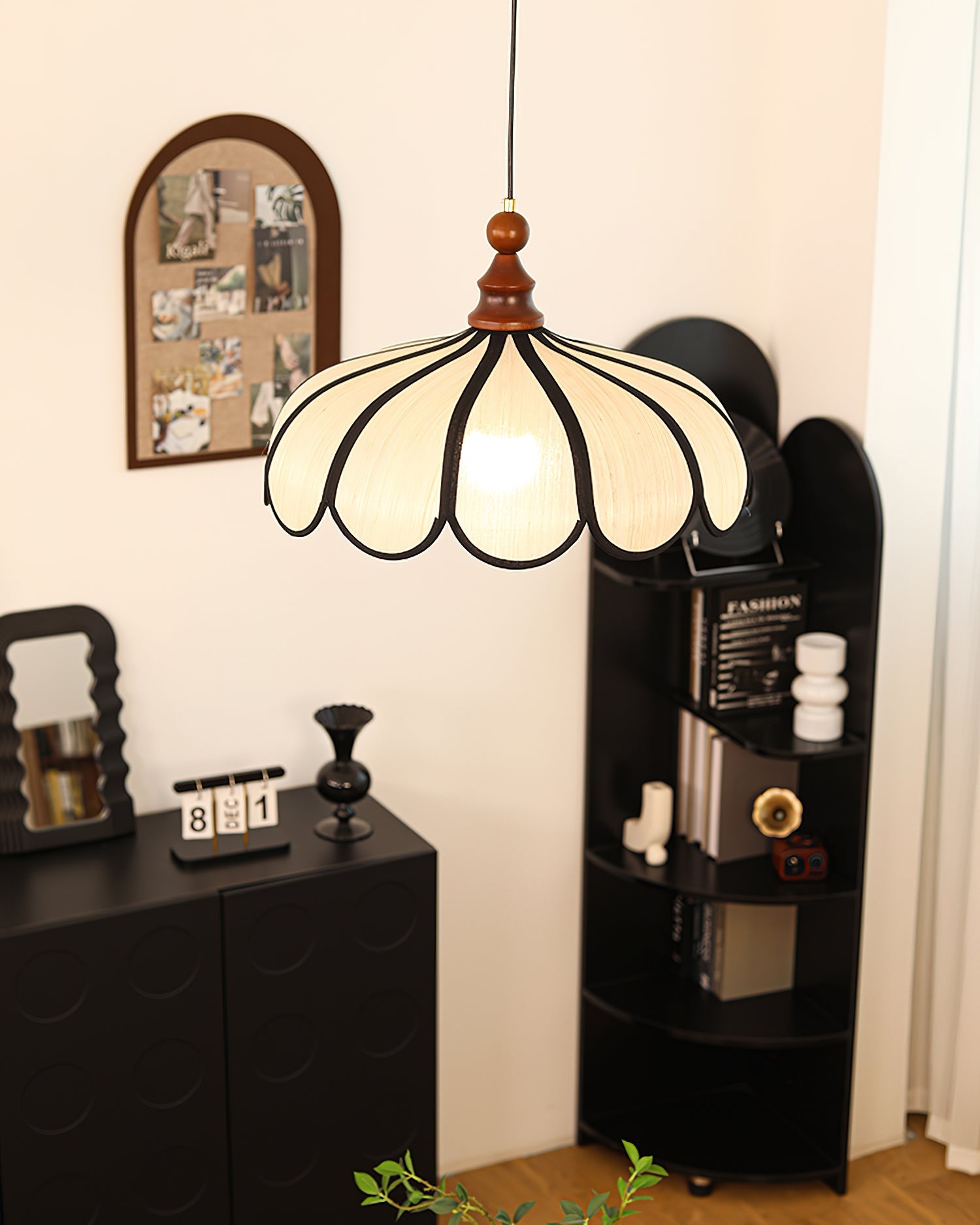 FENWICK IVY INSPIRATION HANGING LANTERN
