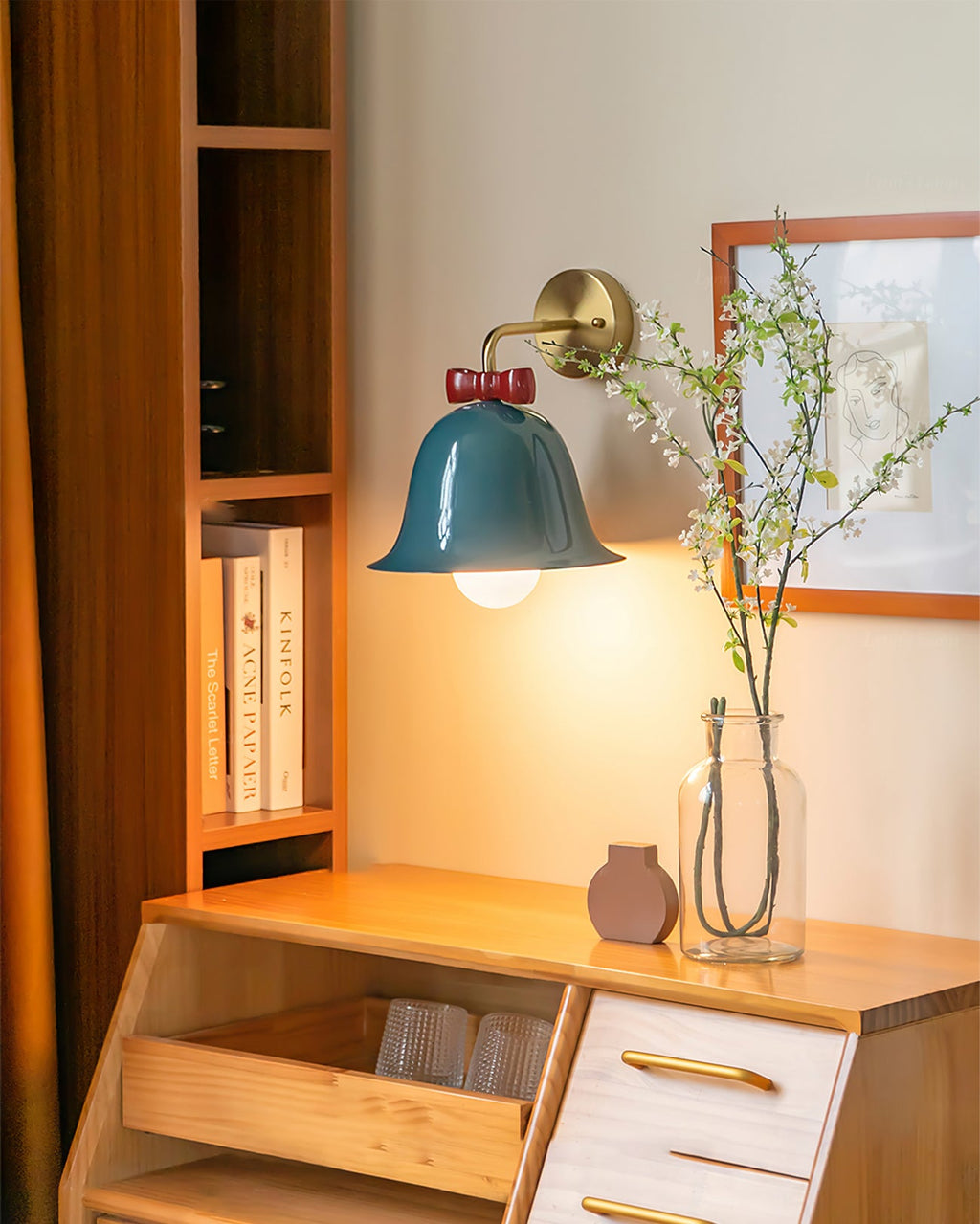 WINDSOR BOWED ARCH WALL SCONCE