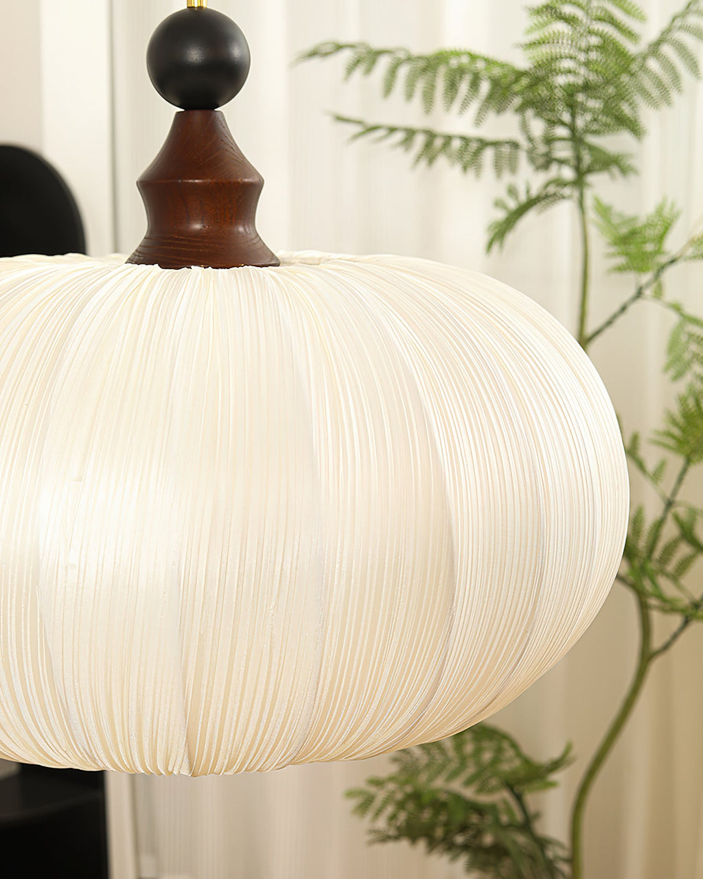 BRAMBLETON HANGING GLOBE ILLUMINATOR