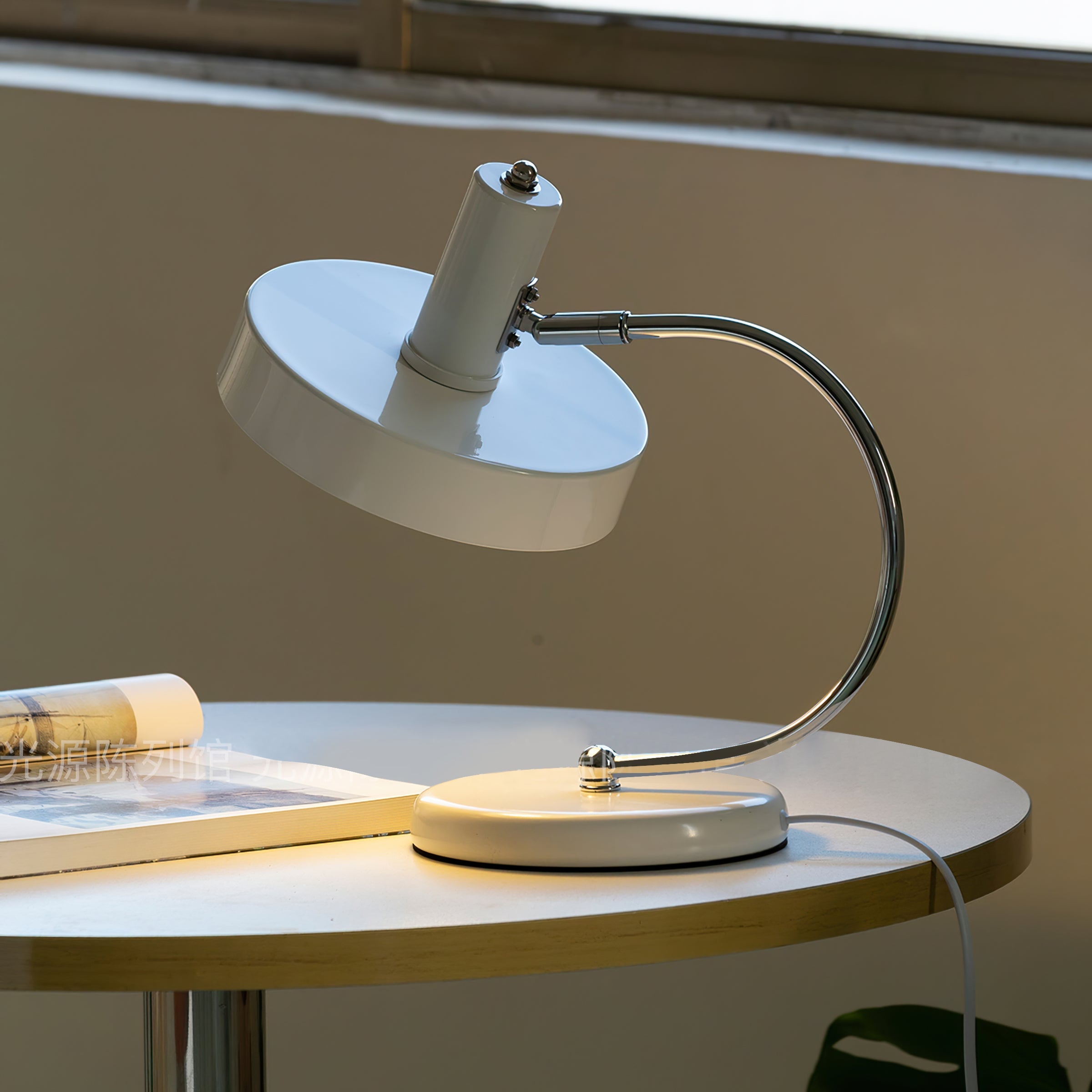 Winthrop Heritage Ceramic Table Illumination