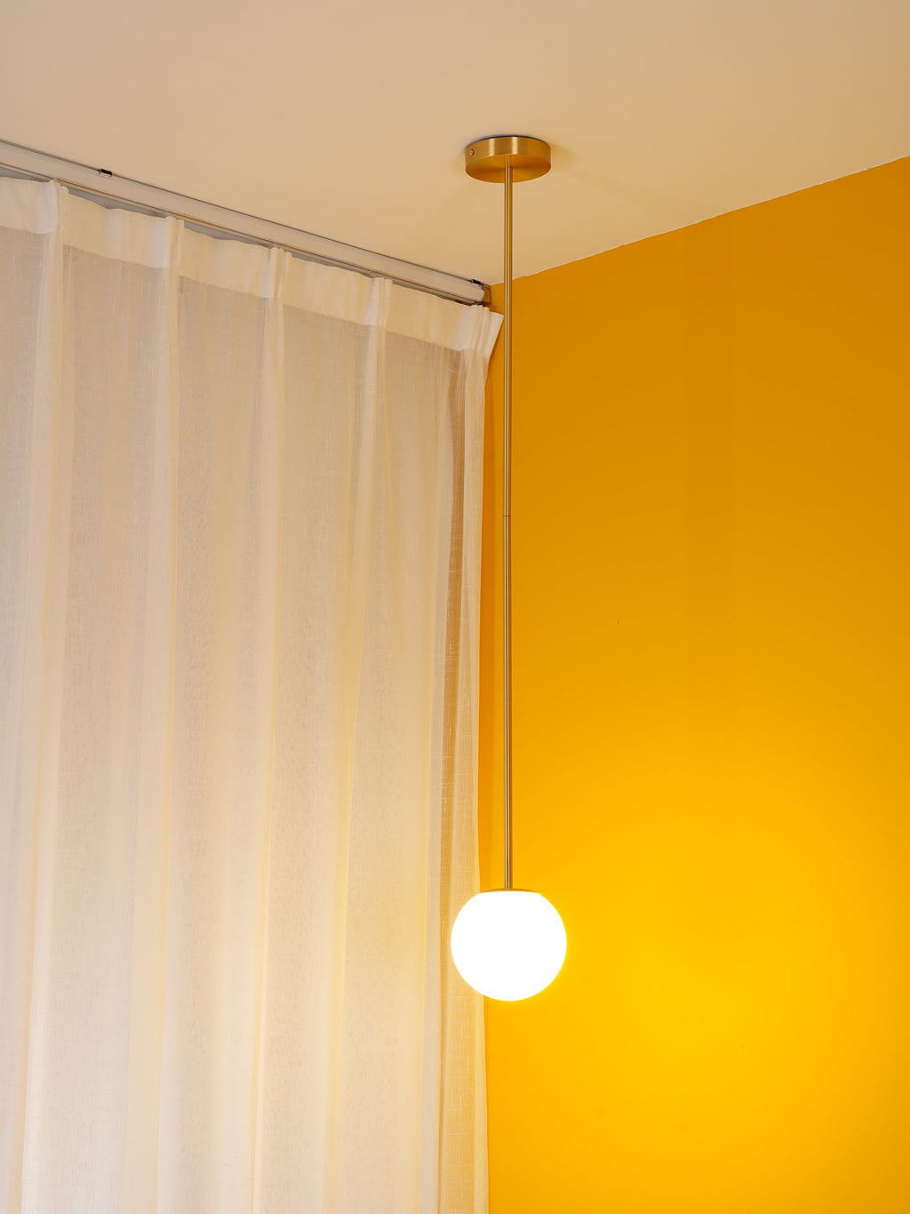 WINTHROP GILDED ARCHWAY PENDANT