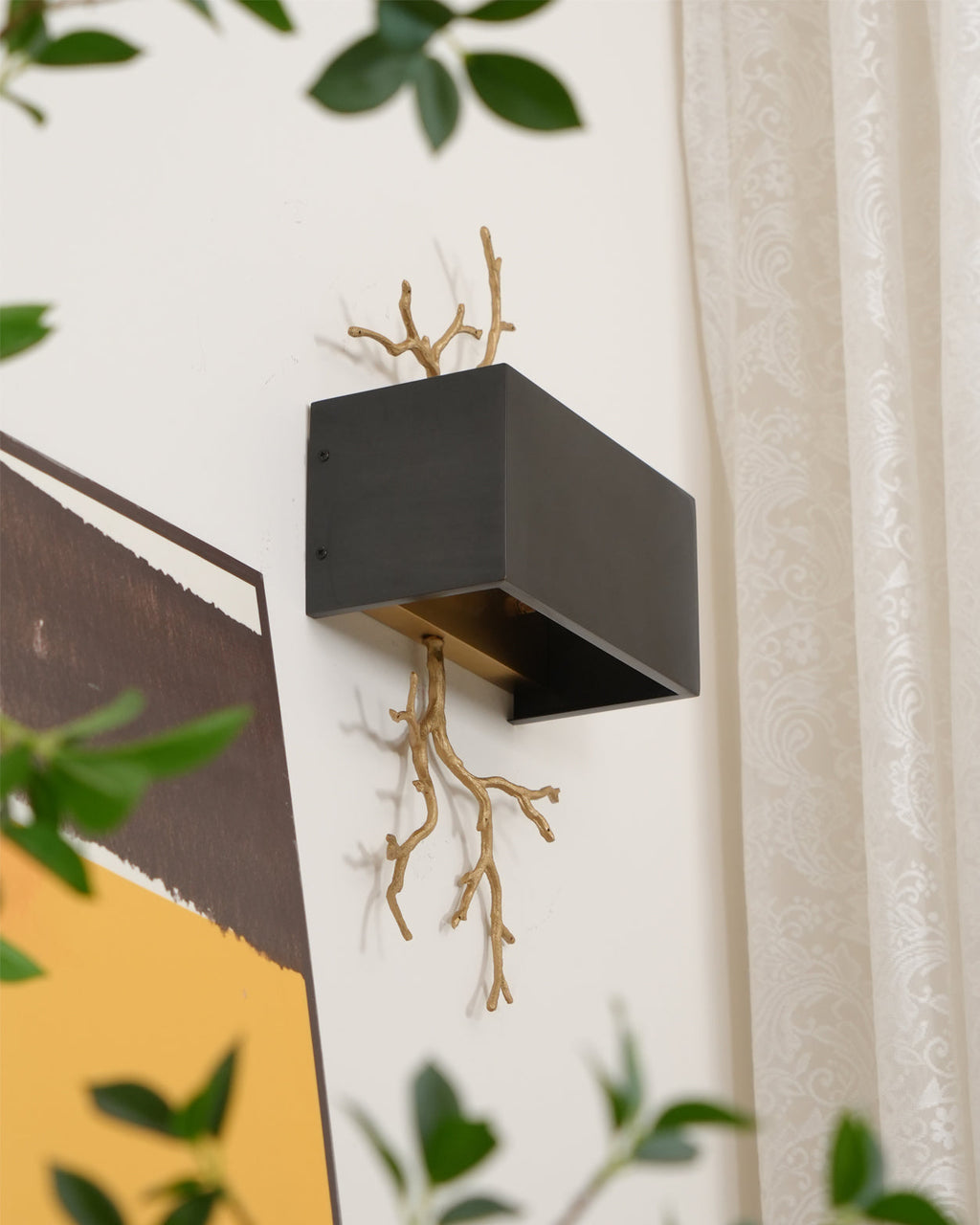 WINTHROP BRASS TWIG WALL SCONCE