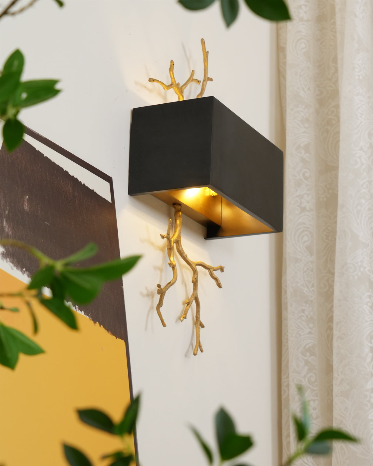 WINTHROP BRASS TWIG WALL SCONCE