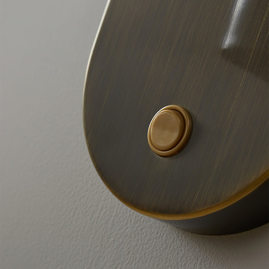 WINDSOR HOLLOW BRASS WALL SCONCE