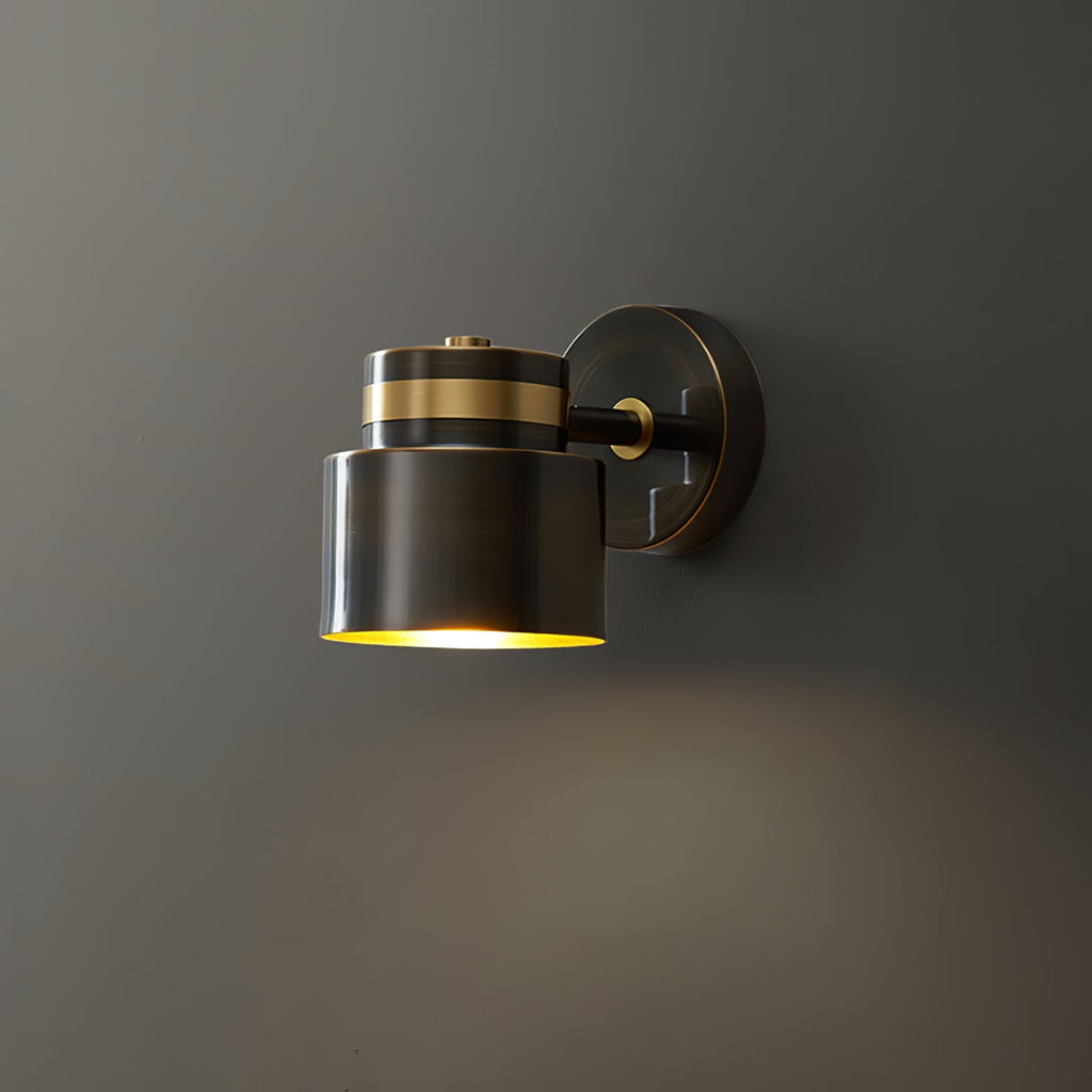 WINDSOR HOLLOW BRASS WALL SCONCE