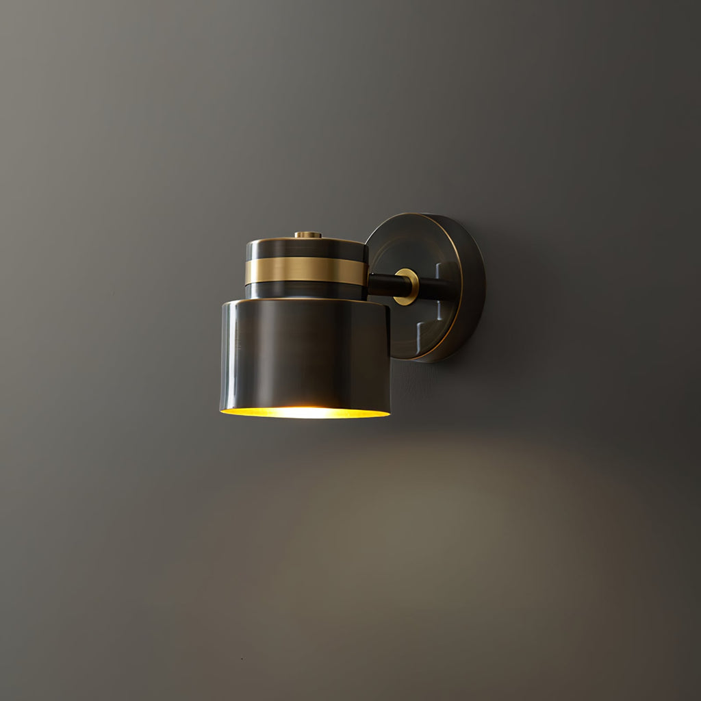 WINDSOR HOLLOW BRASS WALL SCONCE