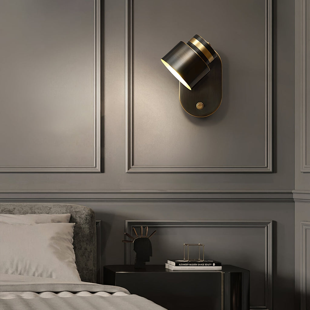 WINDSOR HOLLOW BRASS WALL SCONCE