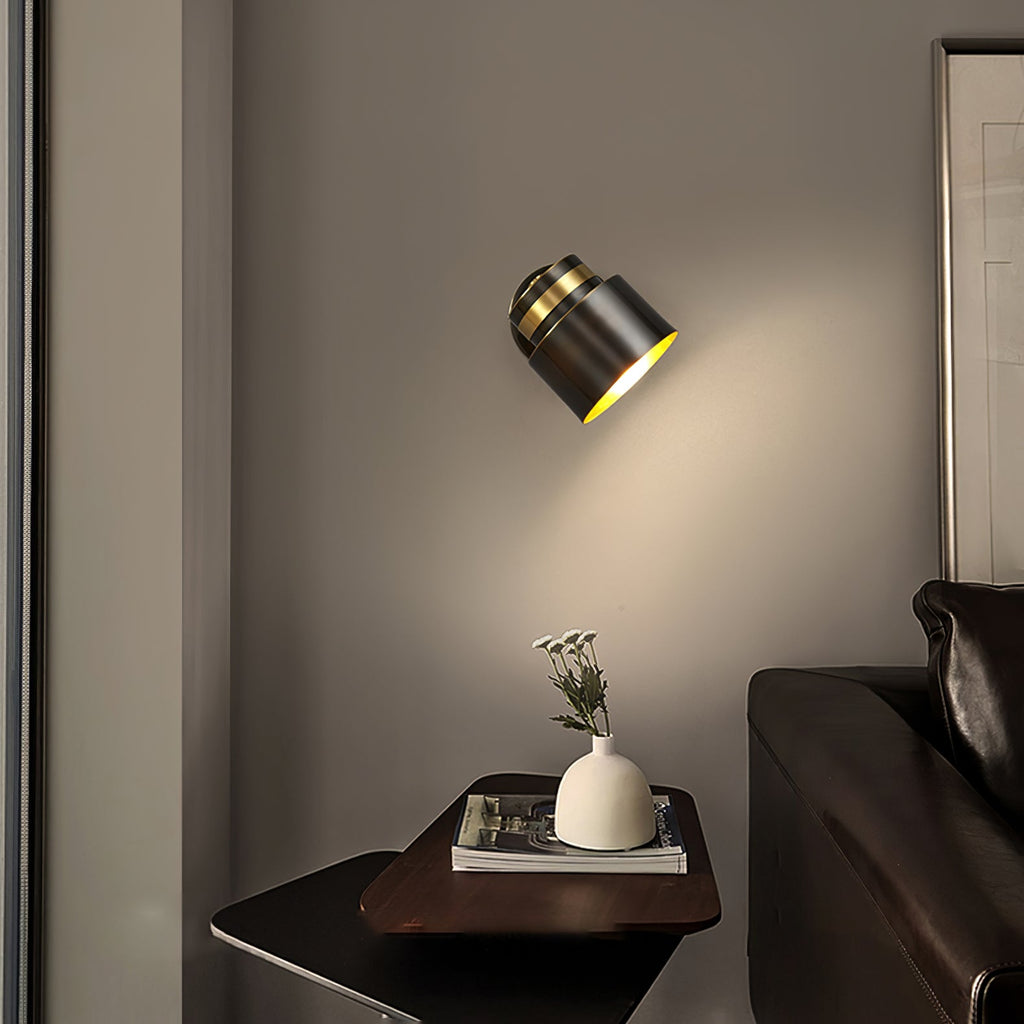 WINDSOR HOLLOW BRASS WALL SCONCE