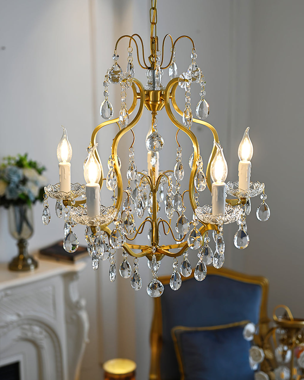 WINDSOR ORNATE BRASS TAPERED CHANDELIER