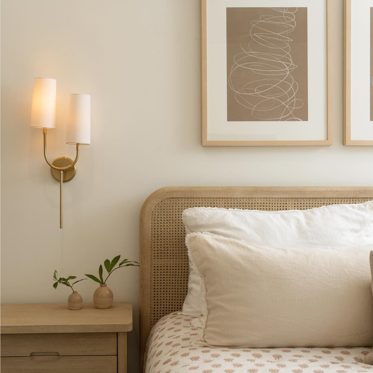 FENWICK RUSTIC BRASS WALL SCONCE
