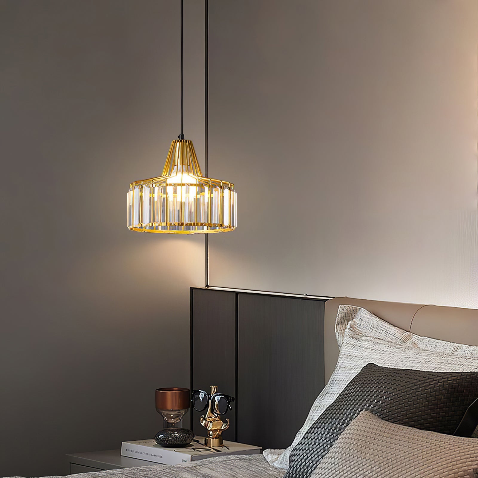 WINTHROP CRYSTAL DROPLET HANGING LIGHT
