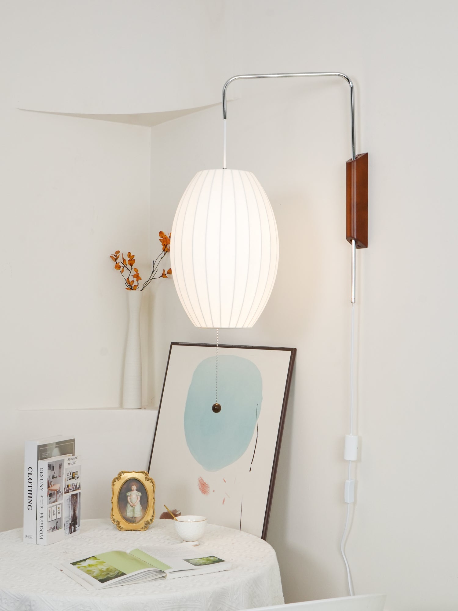 THISTLEWOOD GLOWING WALL SCONCE