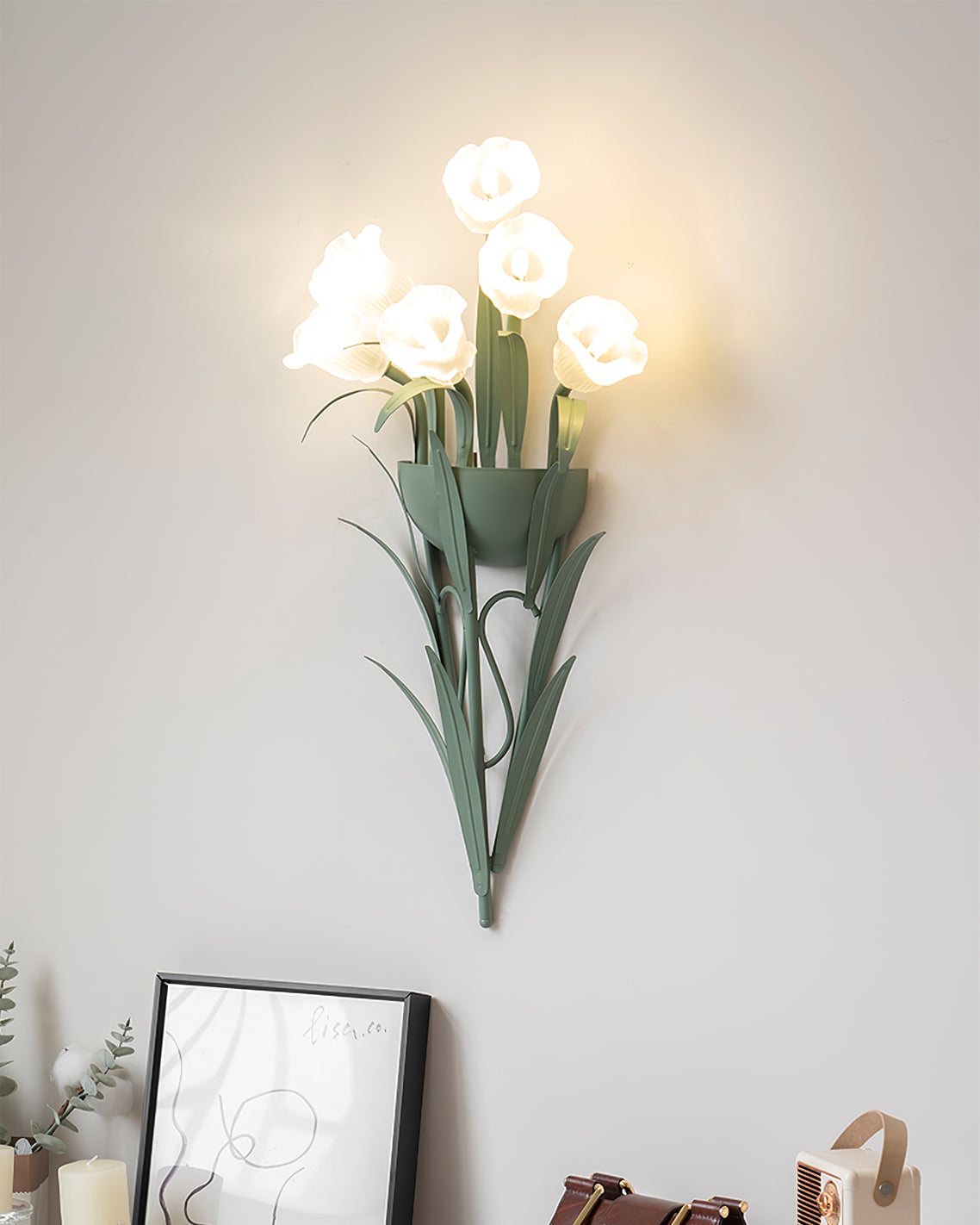 FENWICK VINTAGE BRASS WALL SCONCE