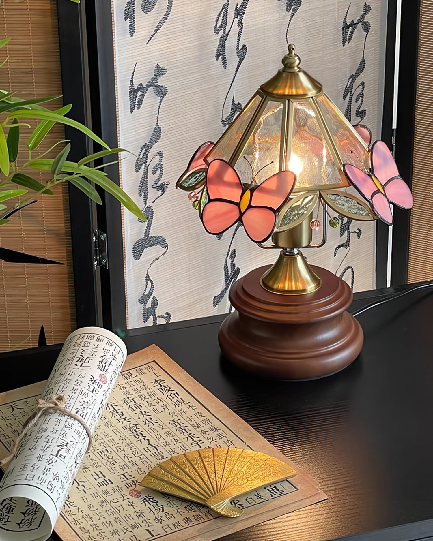 FLORENCE GOSSAMER WING TABLE LANTERN