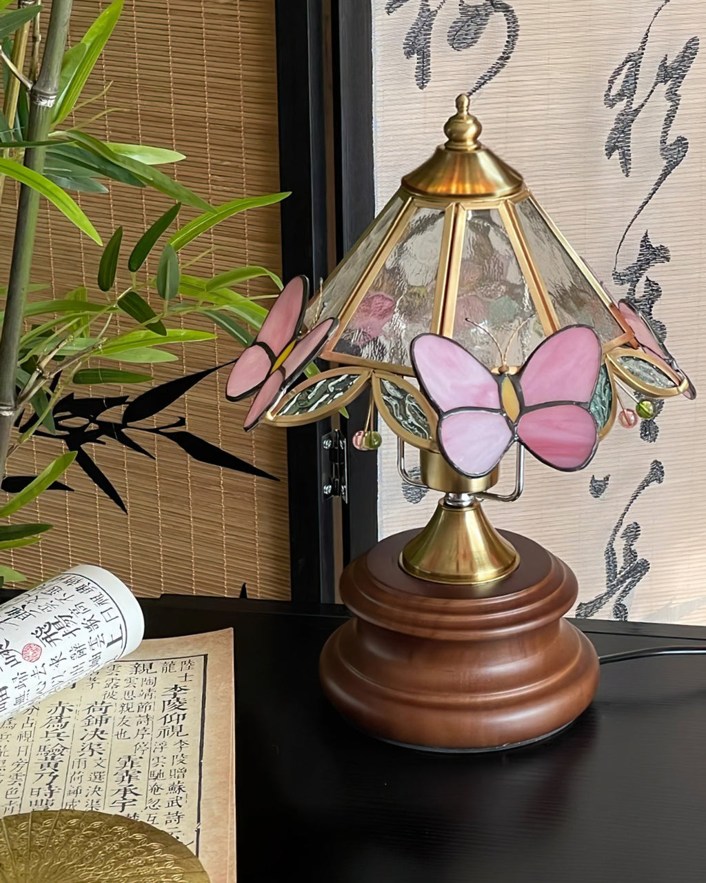 FLORENCE GOSSAMER WING TABLE LANTERN