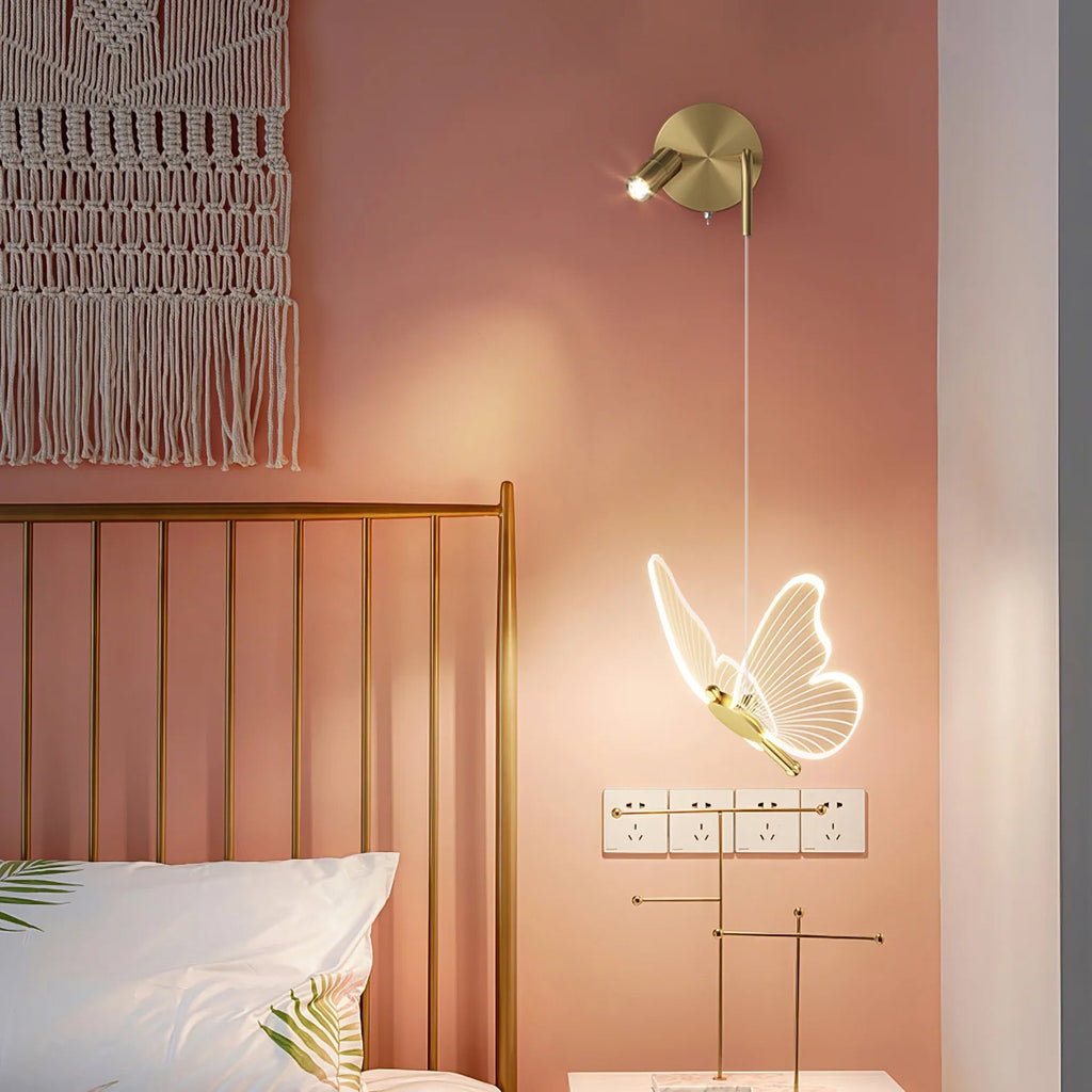 VIOLETTE FLUTTERING ILLUMINATION SCONCE