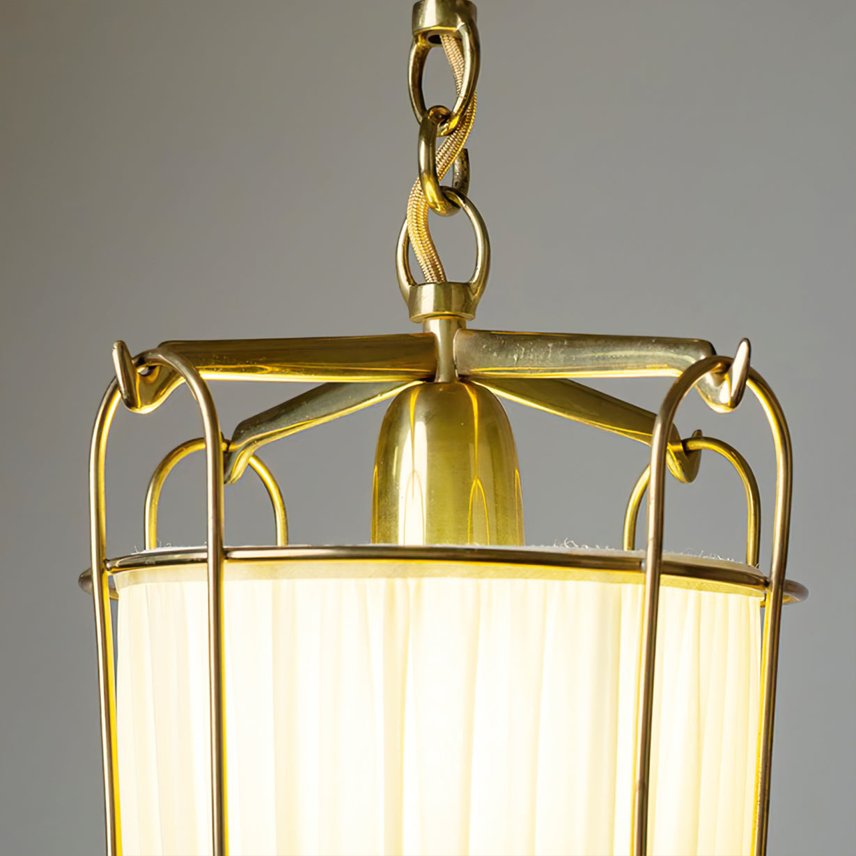WINDSOR FENCED CEILING LANTERN
