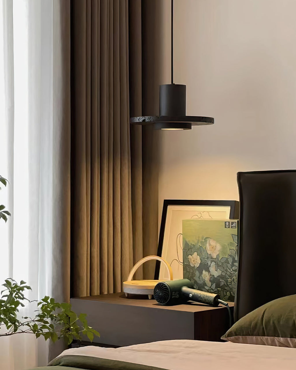 BRAMBLEWICK SERENE HANGING LANTERN