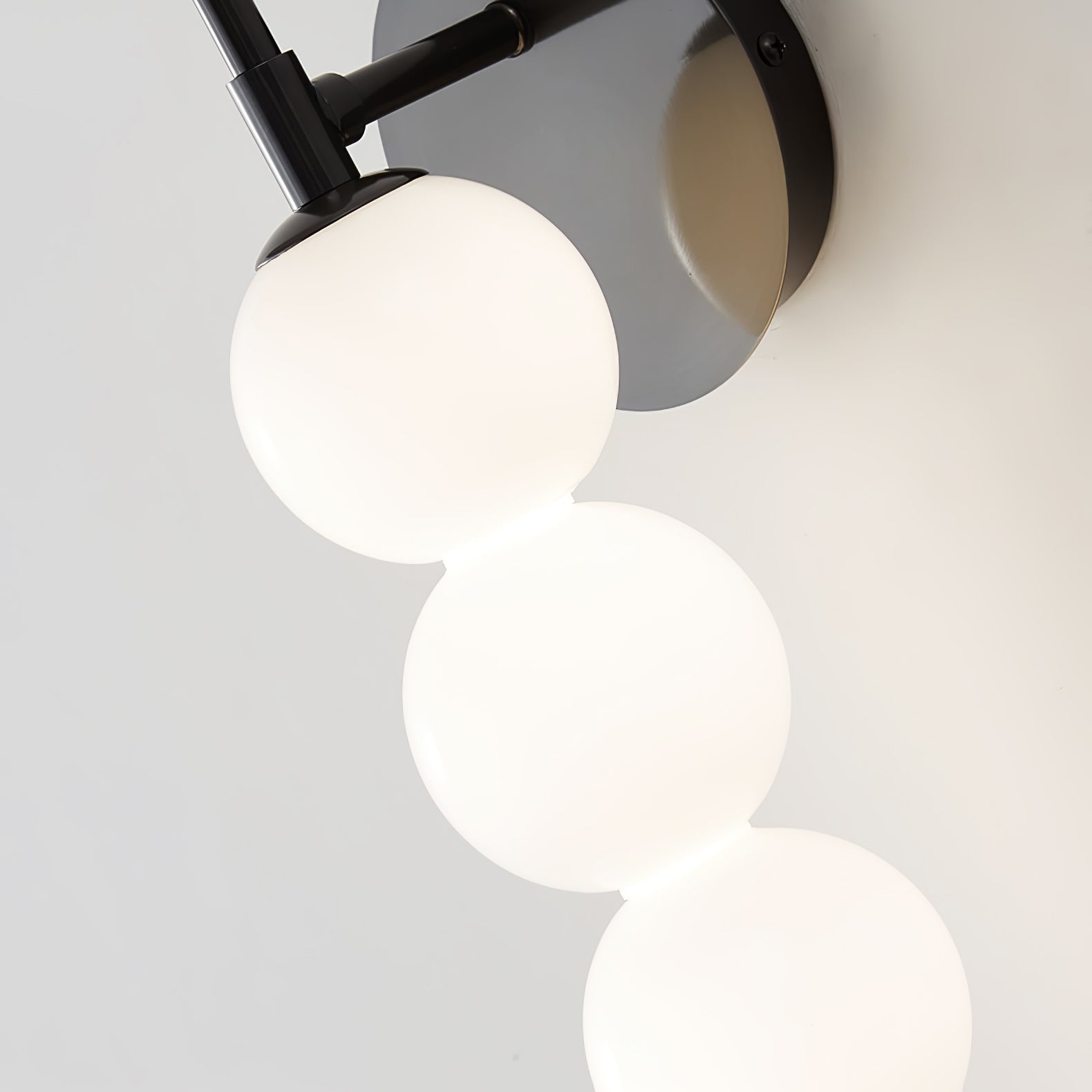 CHERINGTON CARAMELIZED GLASS WALL SCONCE