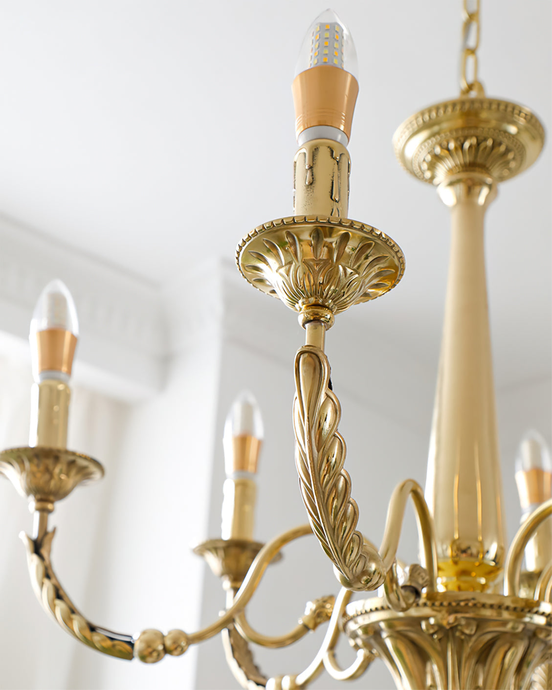 WINDSOR BRASS CANDLELIT HANGING LANTERN