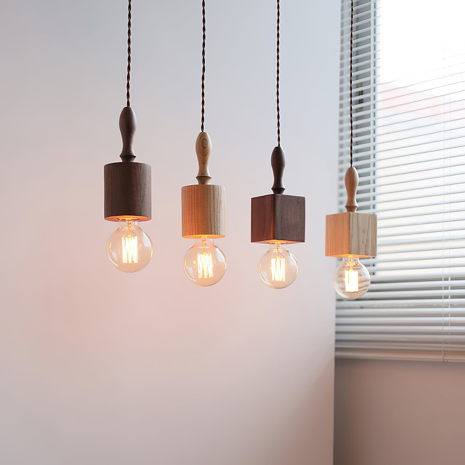 RAVENSTEAD LUMEN HANGING ILLUMINATION