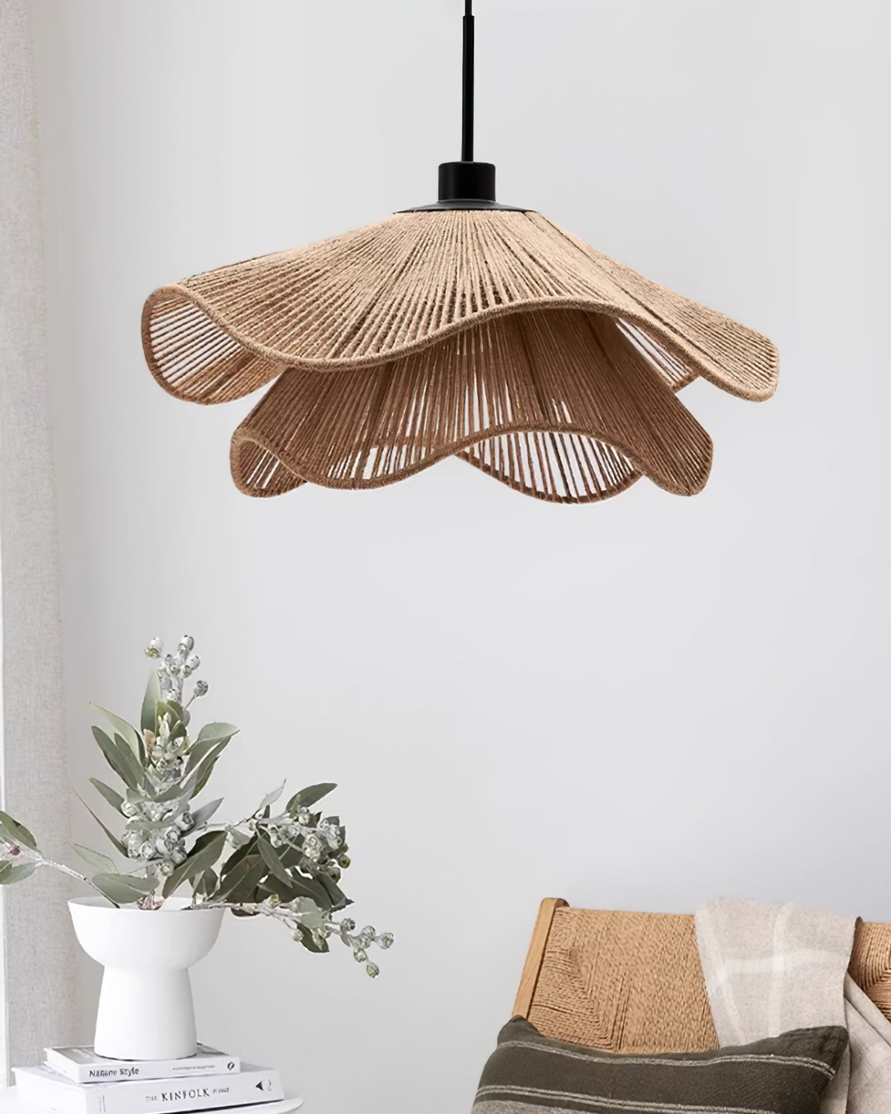 RAVENSHIRE CRESCENT HANGING LANTERN