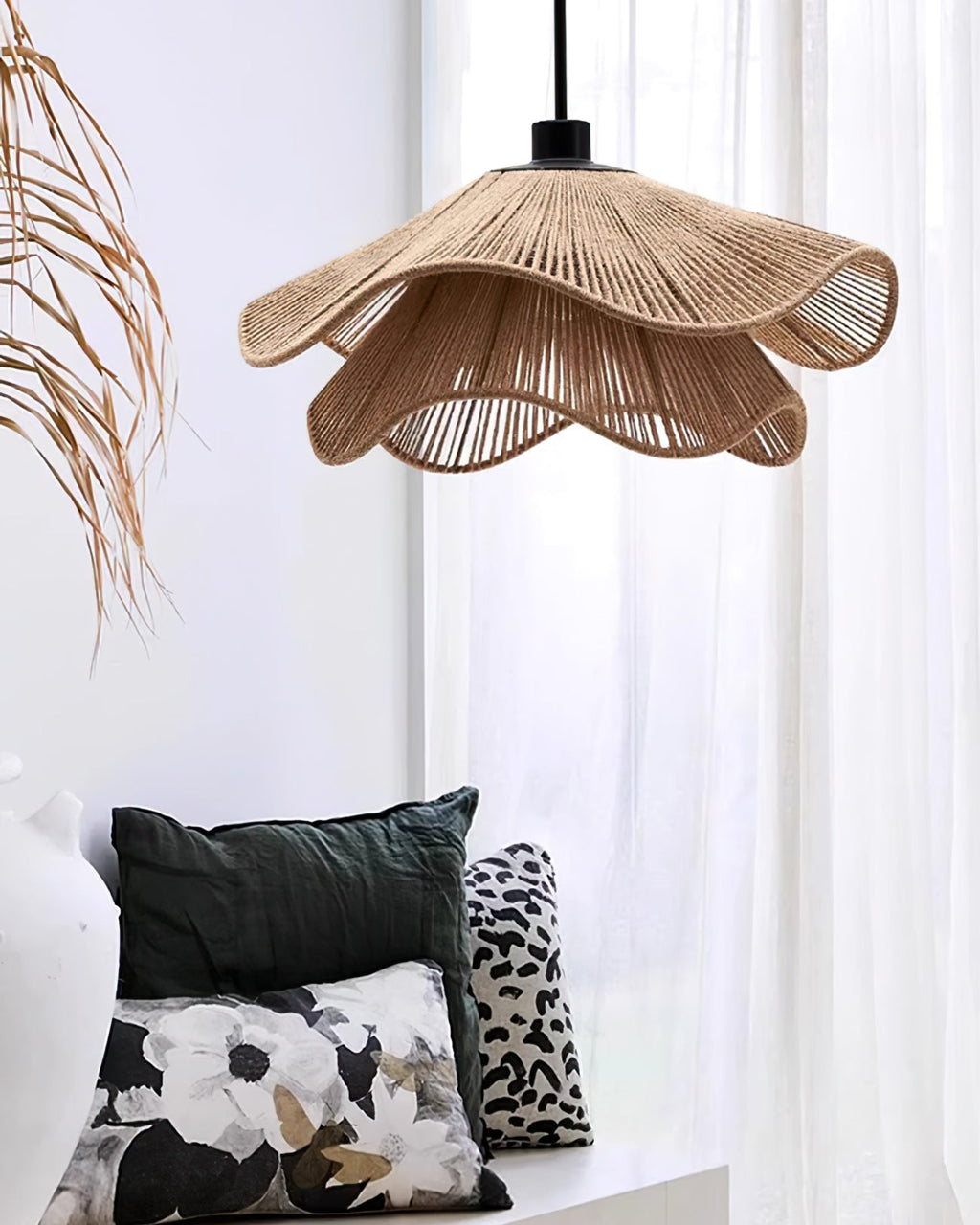 RAVENSHIRE CRESCENT HANGING LANTERN