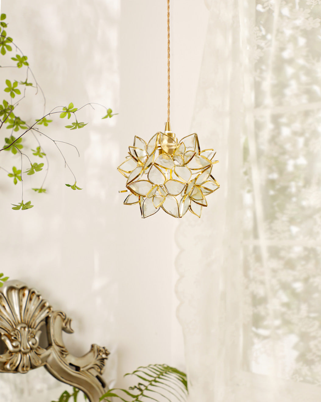 WINDSOR CAPIZ SHELL HANGING LANTERN
